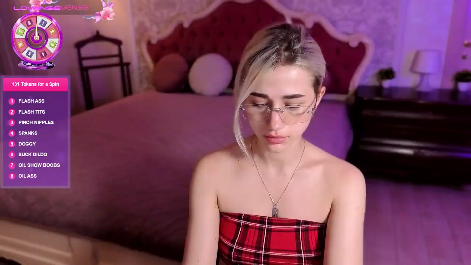 Gallery image thumbnail from Wildberry's myfreecams stream on, 06/12/2026, 12:55 image 1 of 20