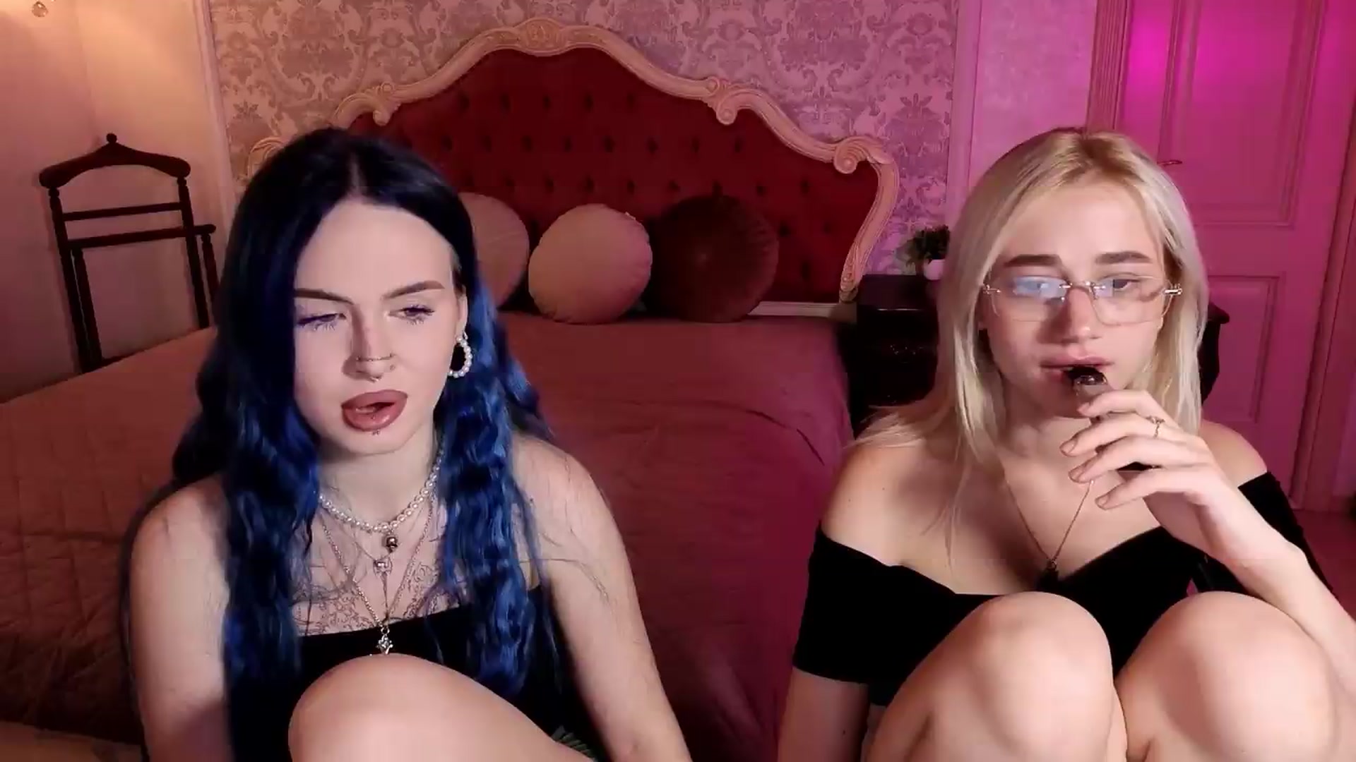 Gallery image thumbnail from Wildberry's myfreecams stream on, 06/29/2026, 08:54 image 6 of 20
