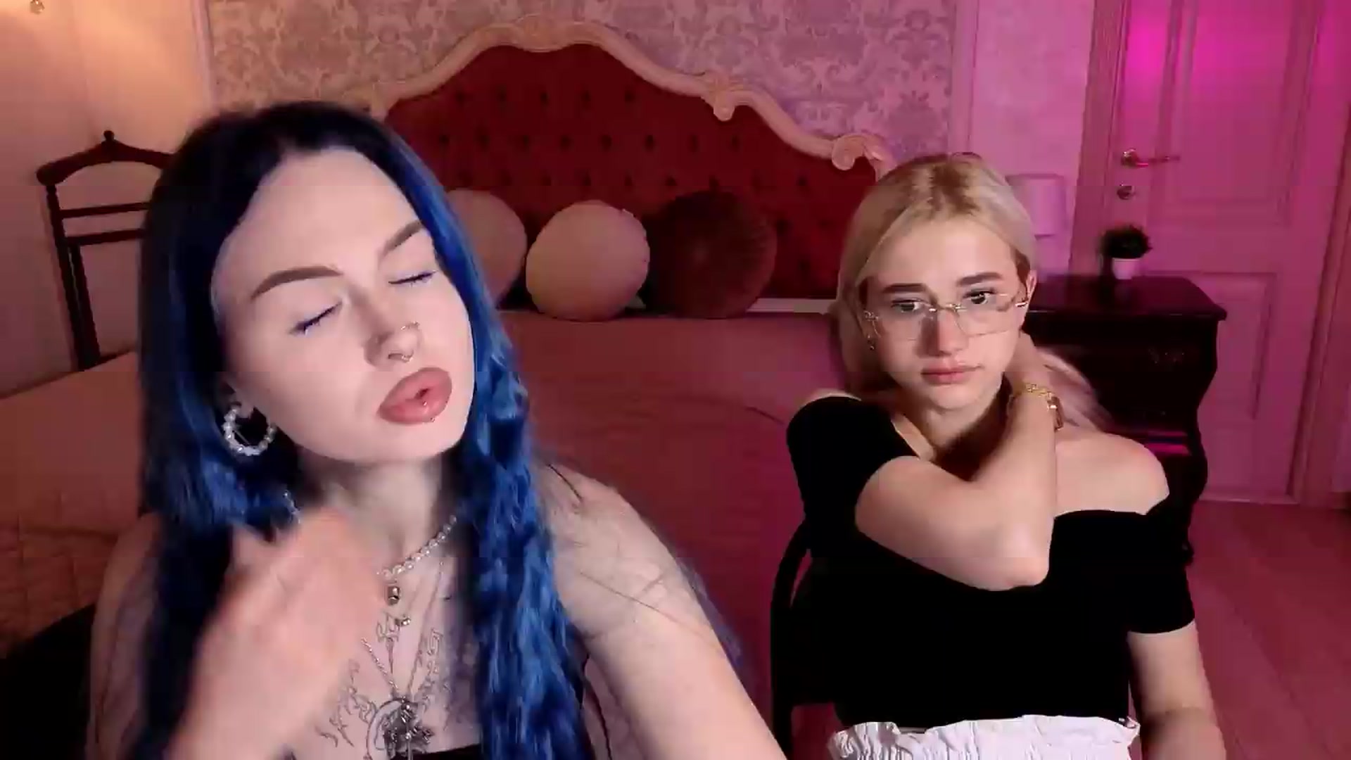 Gallery image thumbnail from Wildberry's myfreecams stream on, 06/29/2026, 10:21 image 11 of 20