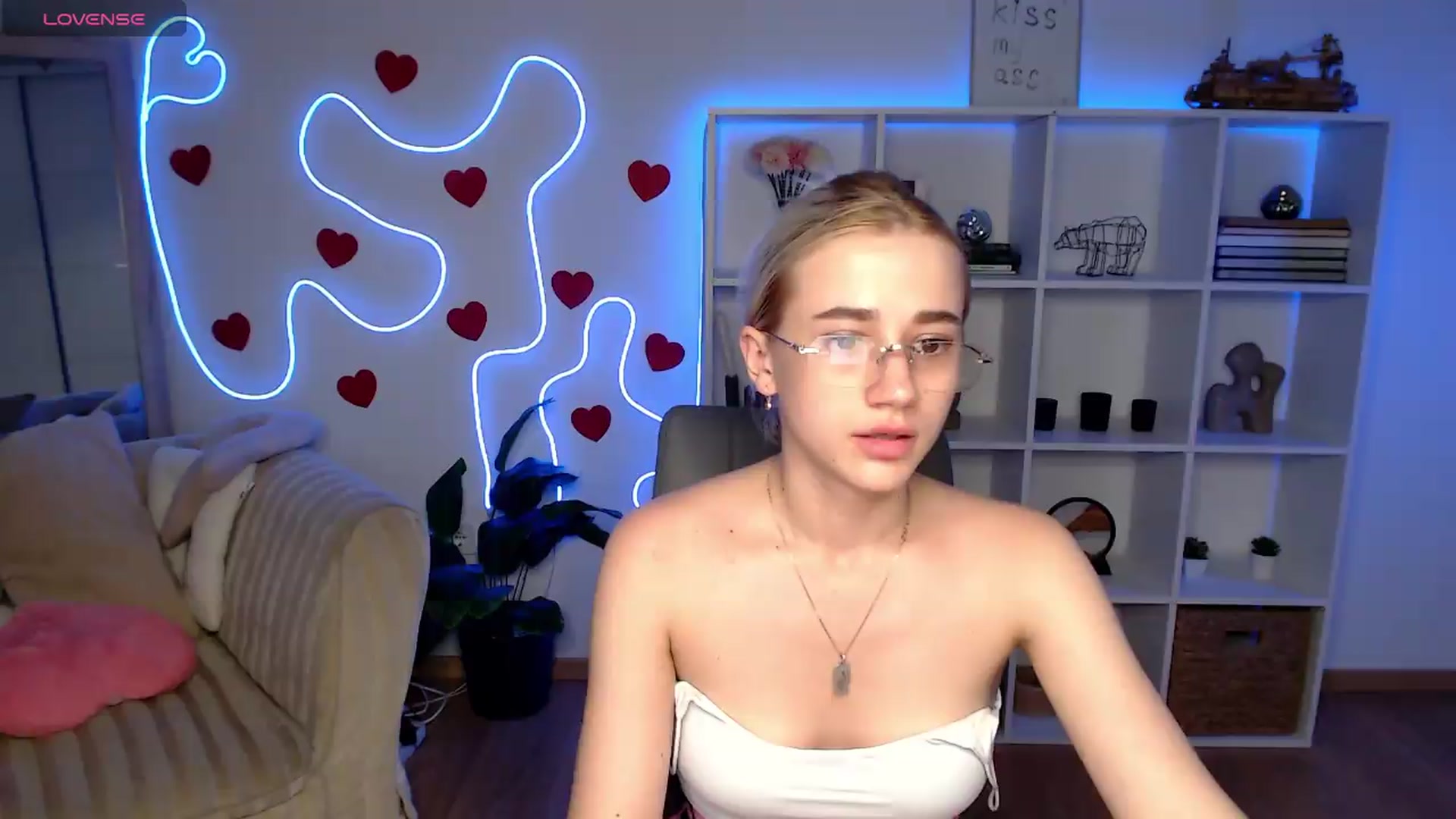 Gallery image thumbnail from Wildberry's myfreecams stream on, 07/02/2026, 17:06 image 9 of 20