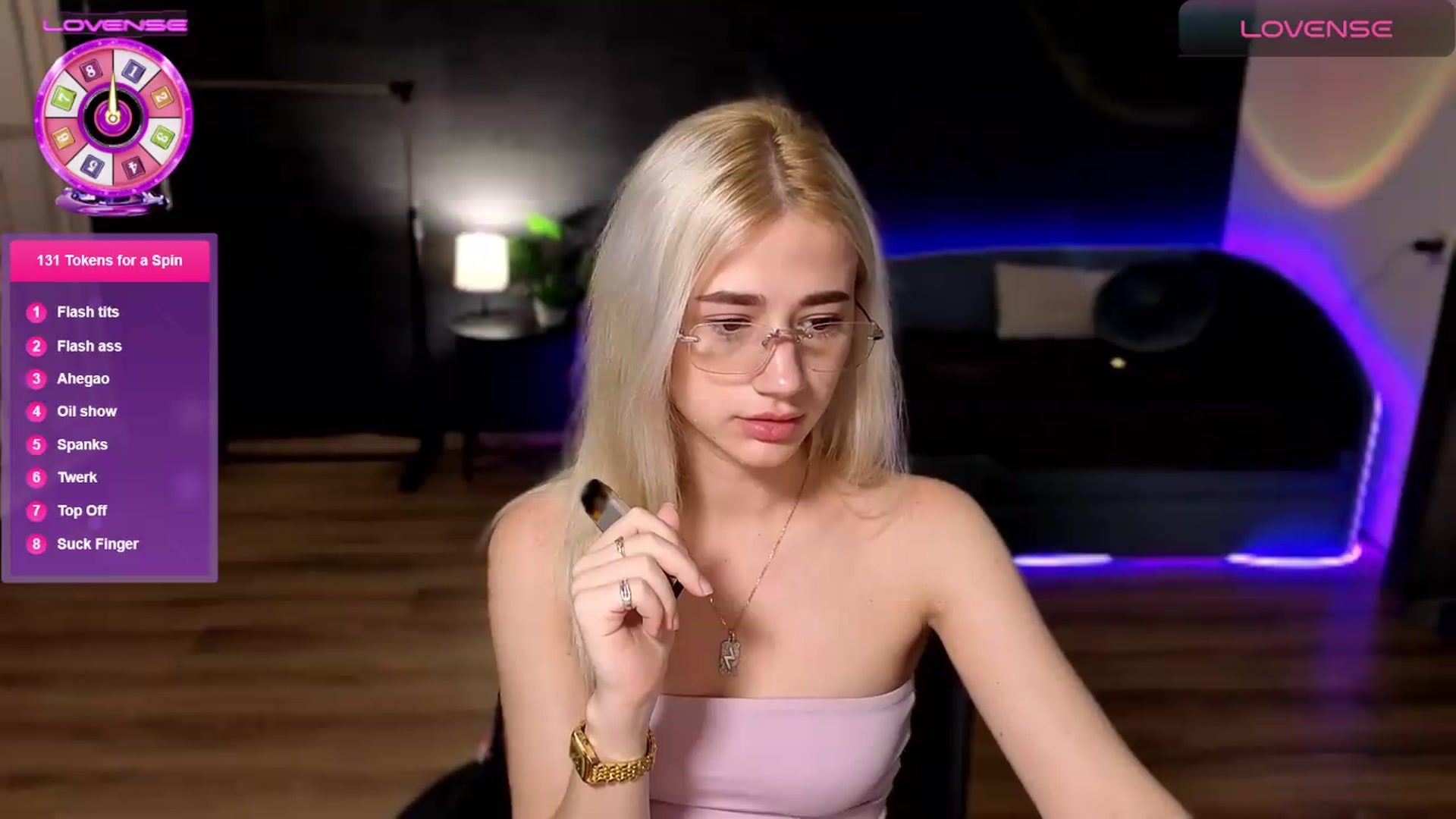 Gallery image thumbnail from Wildberry's myfreecams stream on, 07/07/2026, 10:35 image 7 of 20