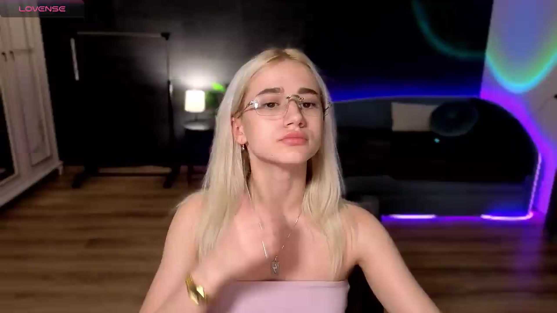 Gallery image thumbnail from Wildberry's myfreecams stream on, 07/07/2026, 14:53 image 1 of 20