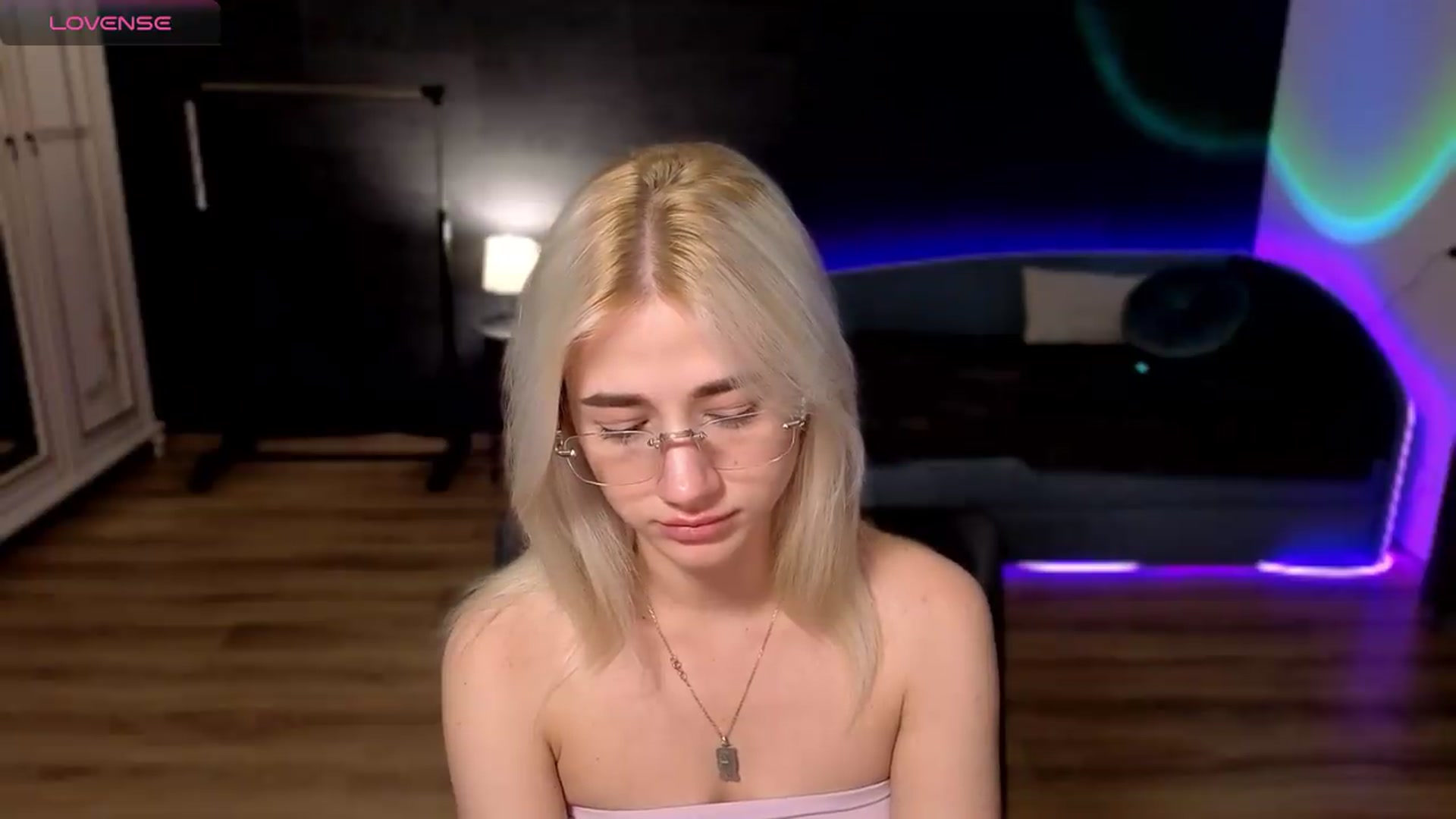 Gallery image thumbnail from Wildberry's myfreecams stream on, 07/07/2026, 14:53 image 16 of 20