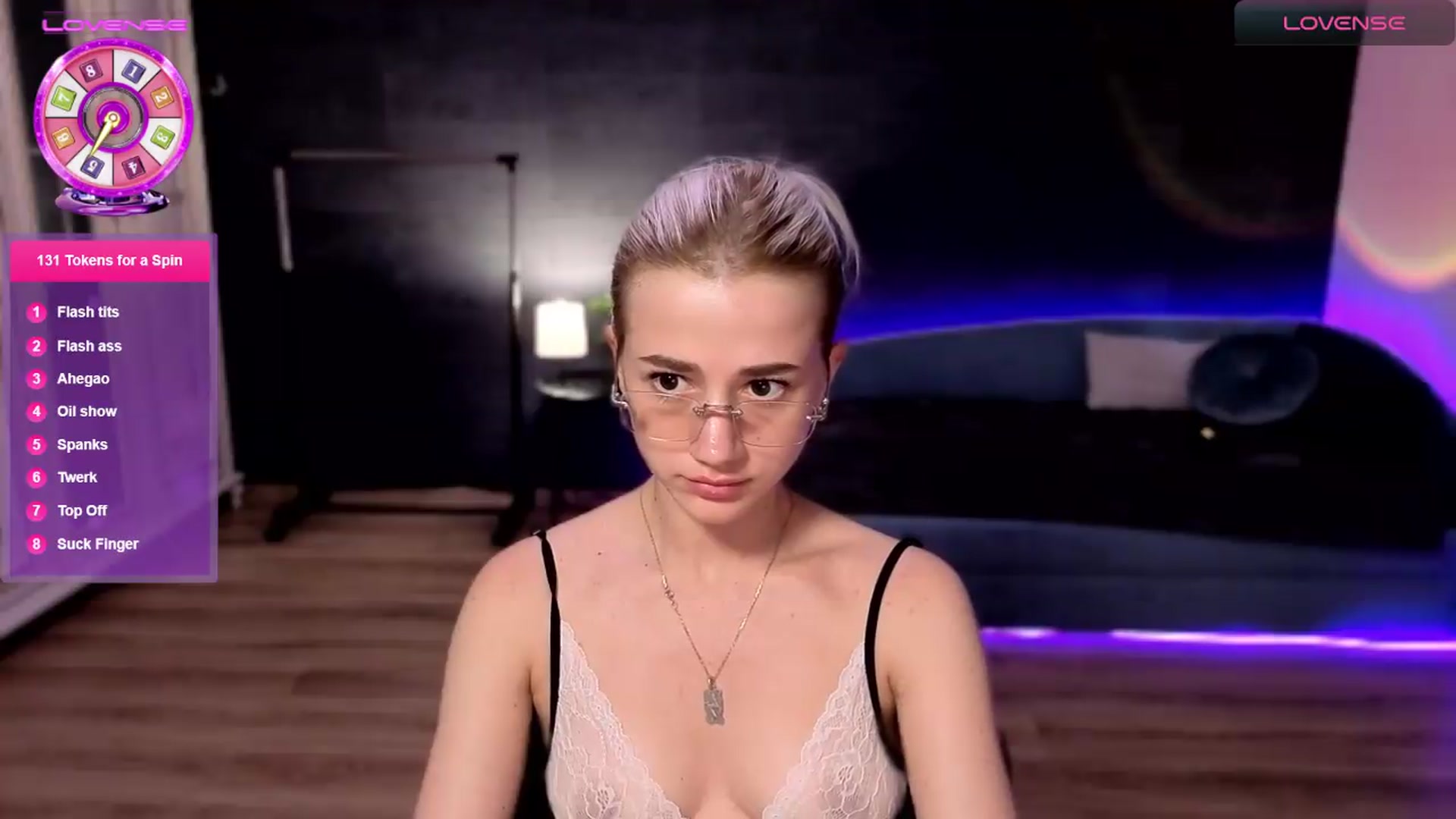 Gallery image thumbnail from Wildberry's myfreecams stream on, 07/16/2026, 14:57 image 18 of 20
