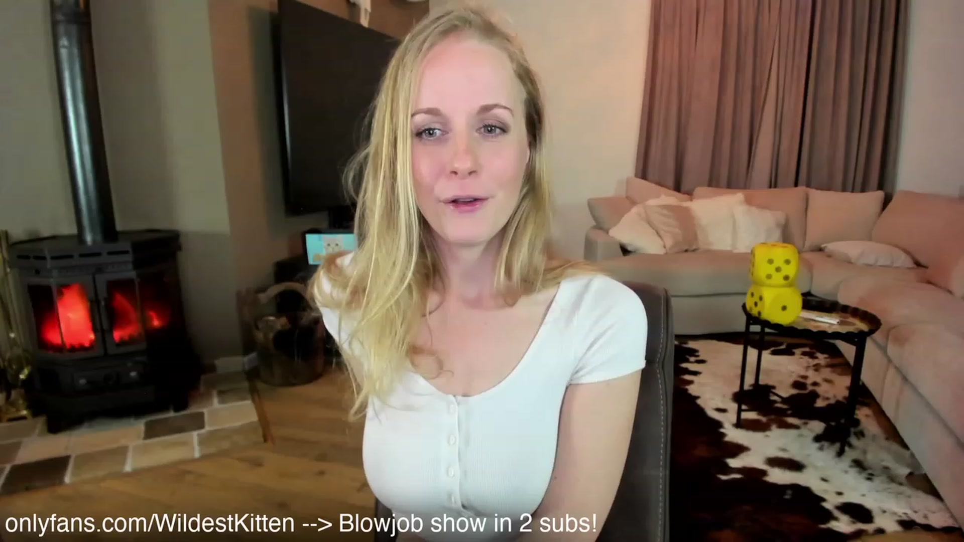 Gallery image thumbnail from WildestKitten's myfreecams stream on, 12/17/2022, 24:05 image 14 of 20