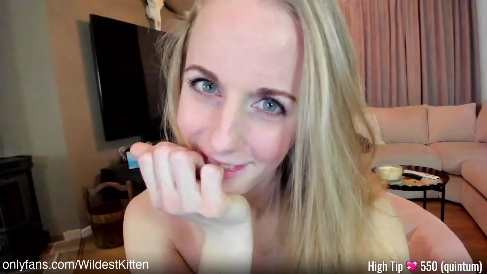 Gallery image thumbnail from WildestKitten's myfreecams stream on, 02/12/2023, 24:02 image 1 of 20