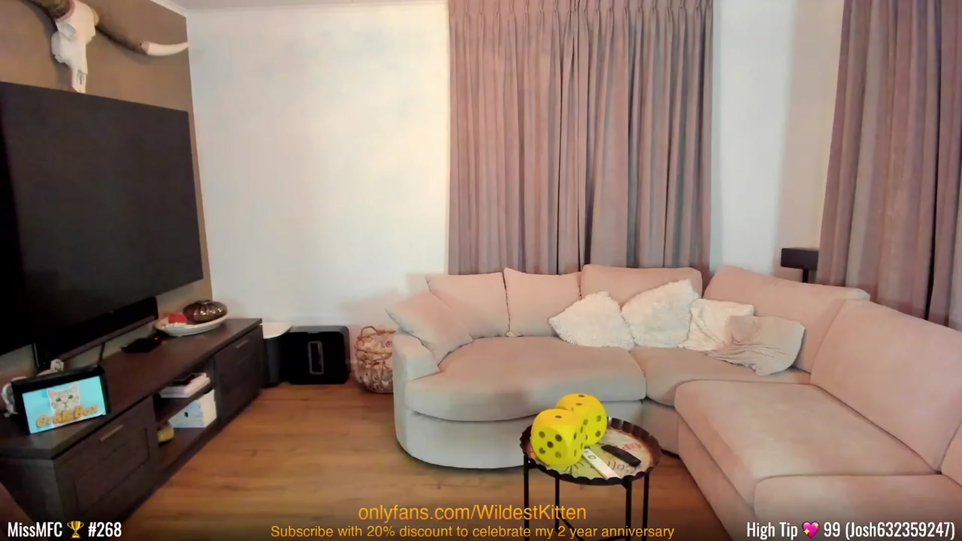 Gallery image thumbnail from WildestKitten's myfreecams stream on, 03/12/2023, 24:09 image 4 of 20