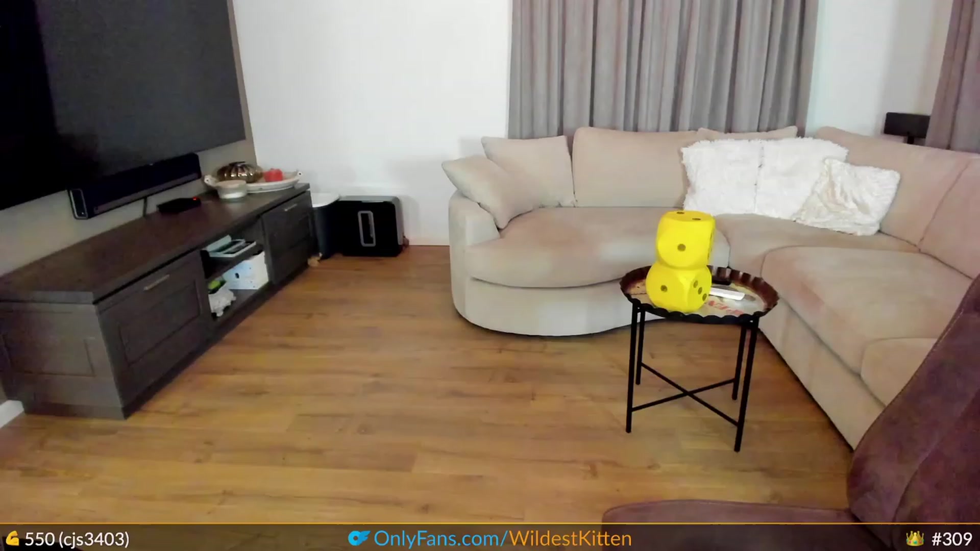 Gallery image thumbnail from WildestKitten's myfreecams stream on, 03/23/2023, 23:20 image 5 of 20