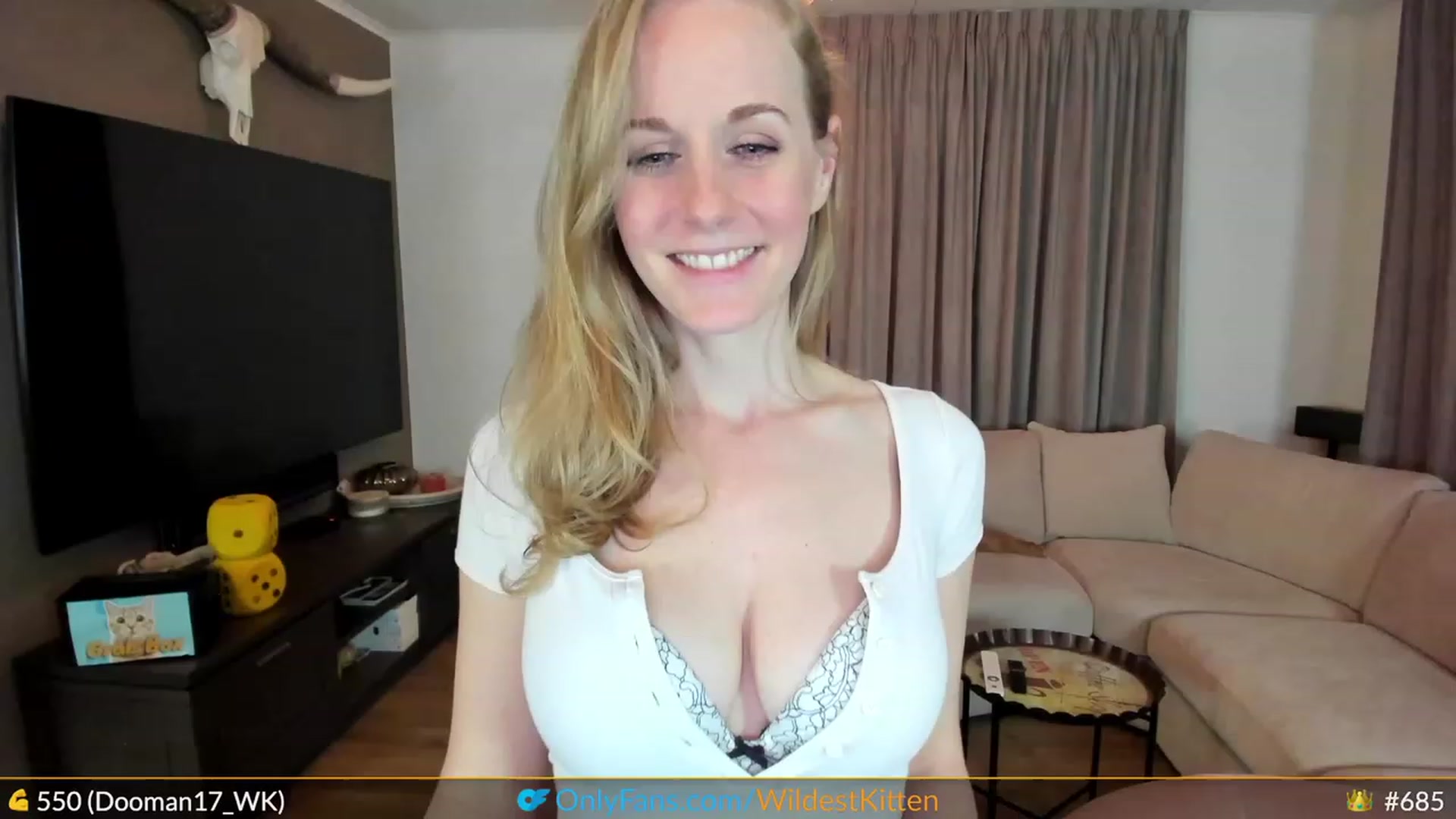 Gallery image thumbnail from WildestKitten's myfreecams stream on, 04/01/2023, 22:04 image 1 of 20