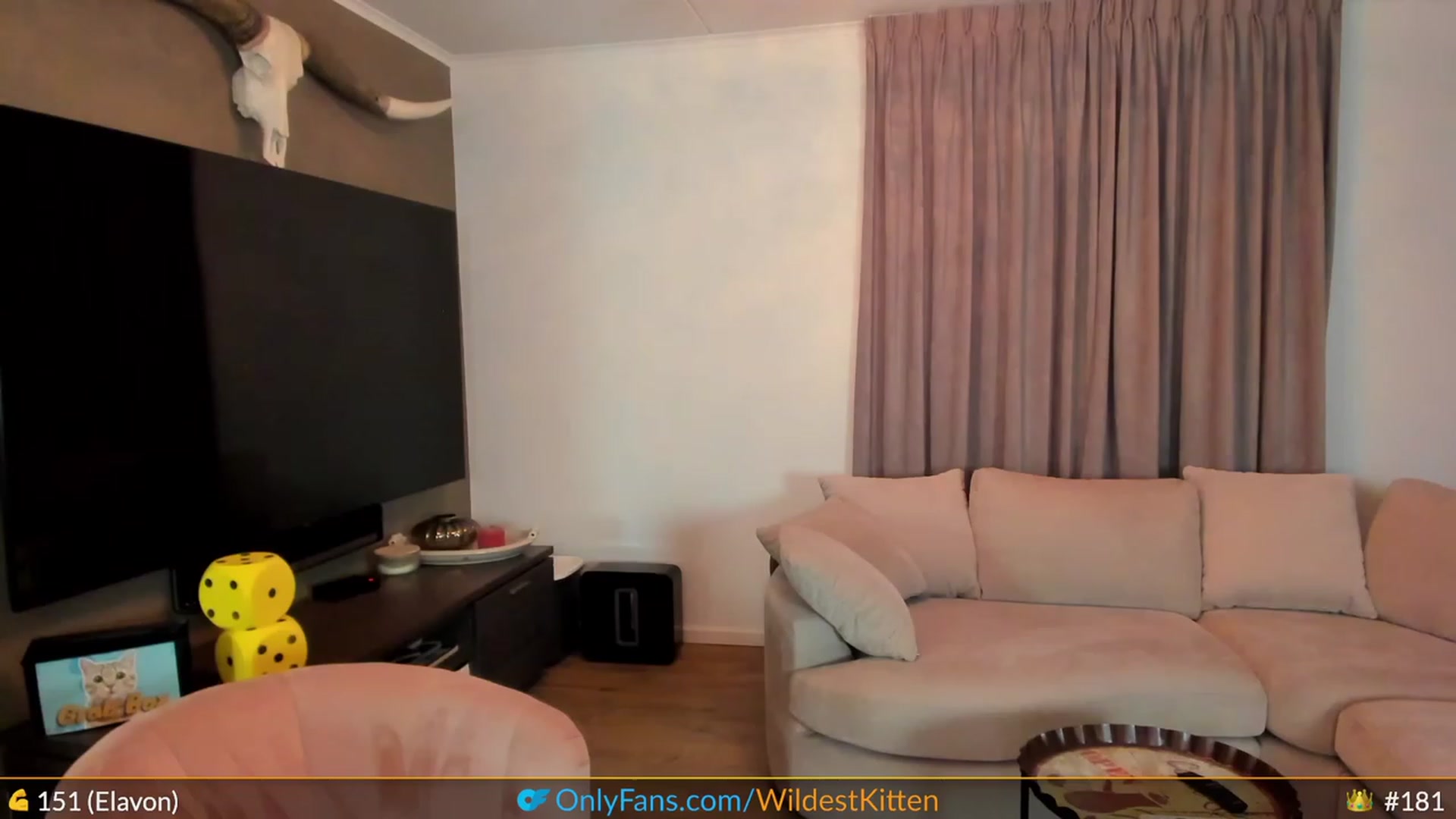 Gallery image thumbnail from WildestKitten's myfreecams stream on, 04/20/2023, 23:46 image 9 of 20