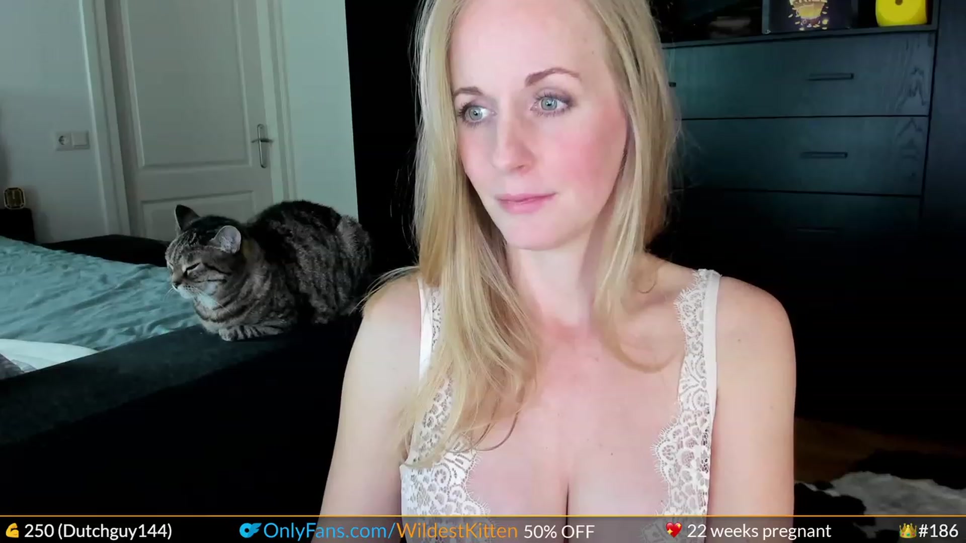 Gallery image thumbnail from WildestKitten's myfreecams stream on, 10/18/2023, 22:11 image 16 of 20