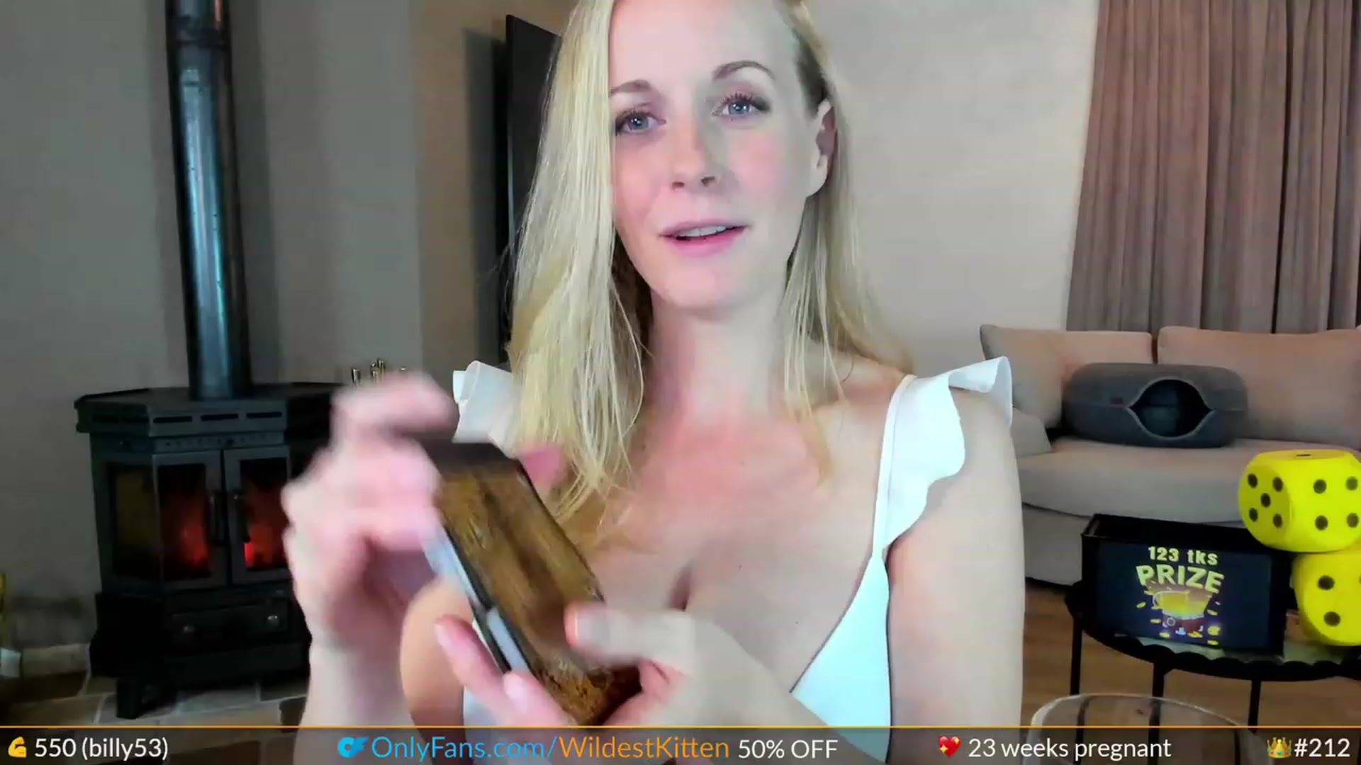 Gallery image thumbnail from WildestKitten's myfreecams stream on, 10/21/2023, 23:23 image 15 of 20