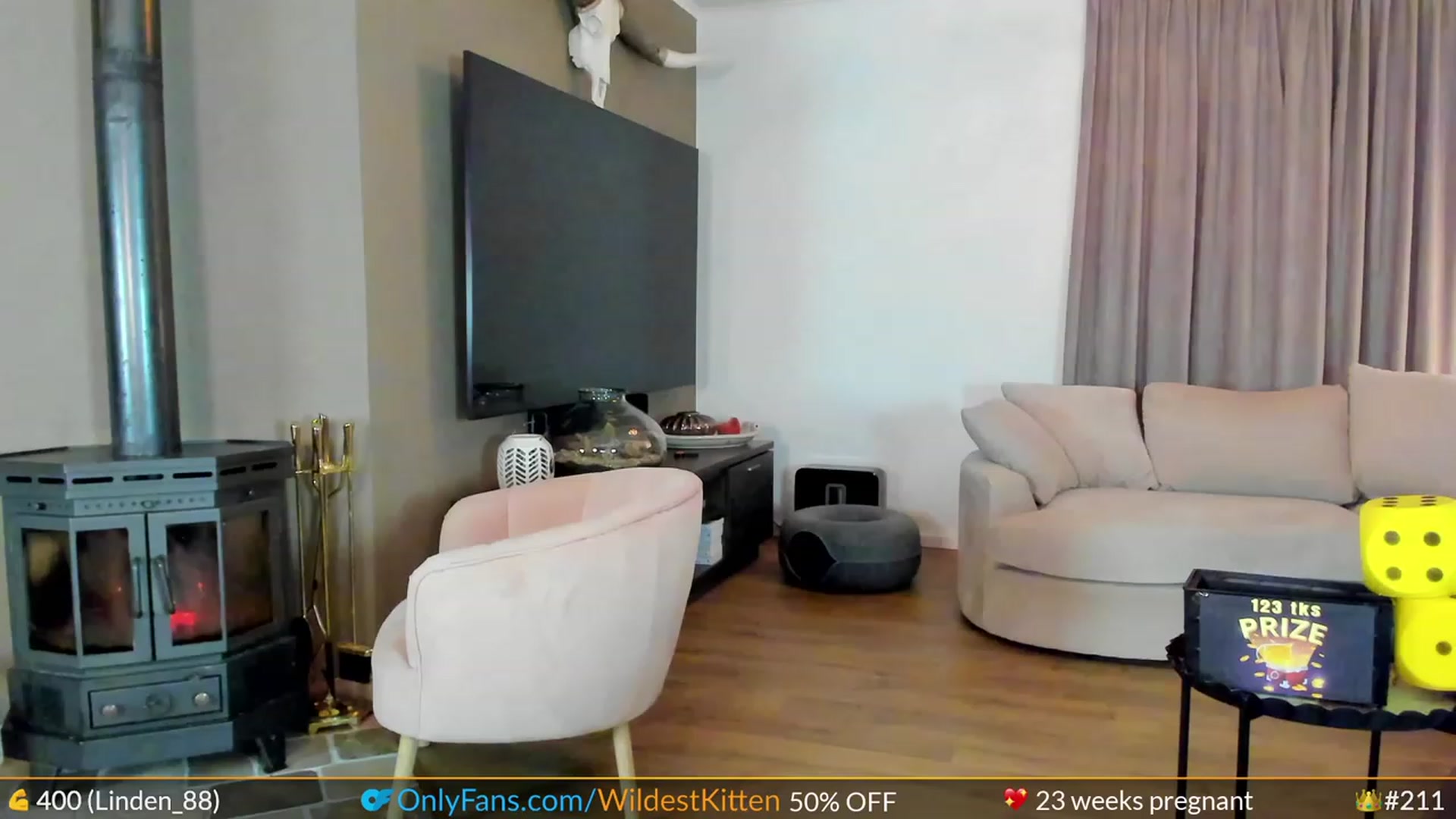 Gallery image thumbnail from WildestKitten's myfreecams stream on, 10/22/2023, 23:24 image 8 of 20