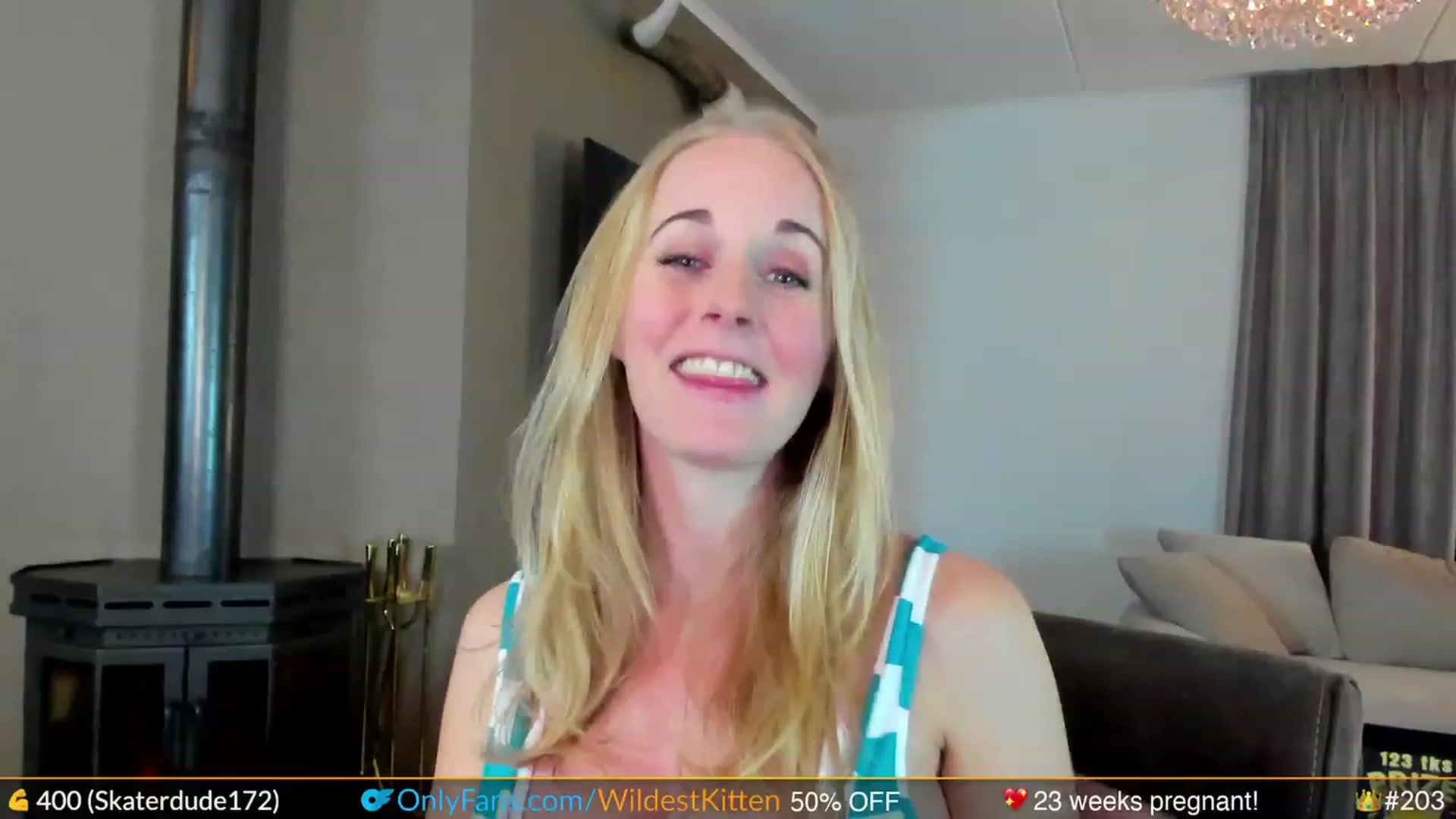 Gallery image thumbnail from WildestKitten's myfreecams stream on, 10/25/2023, 23:23 image 3 of 20