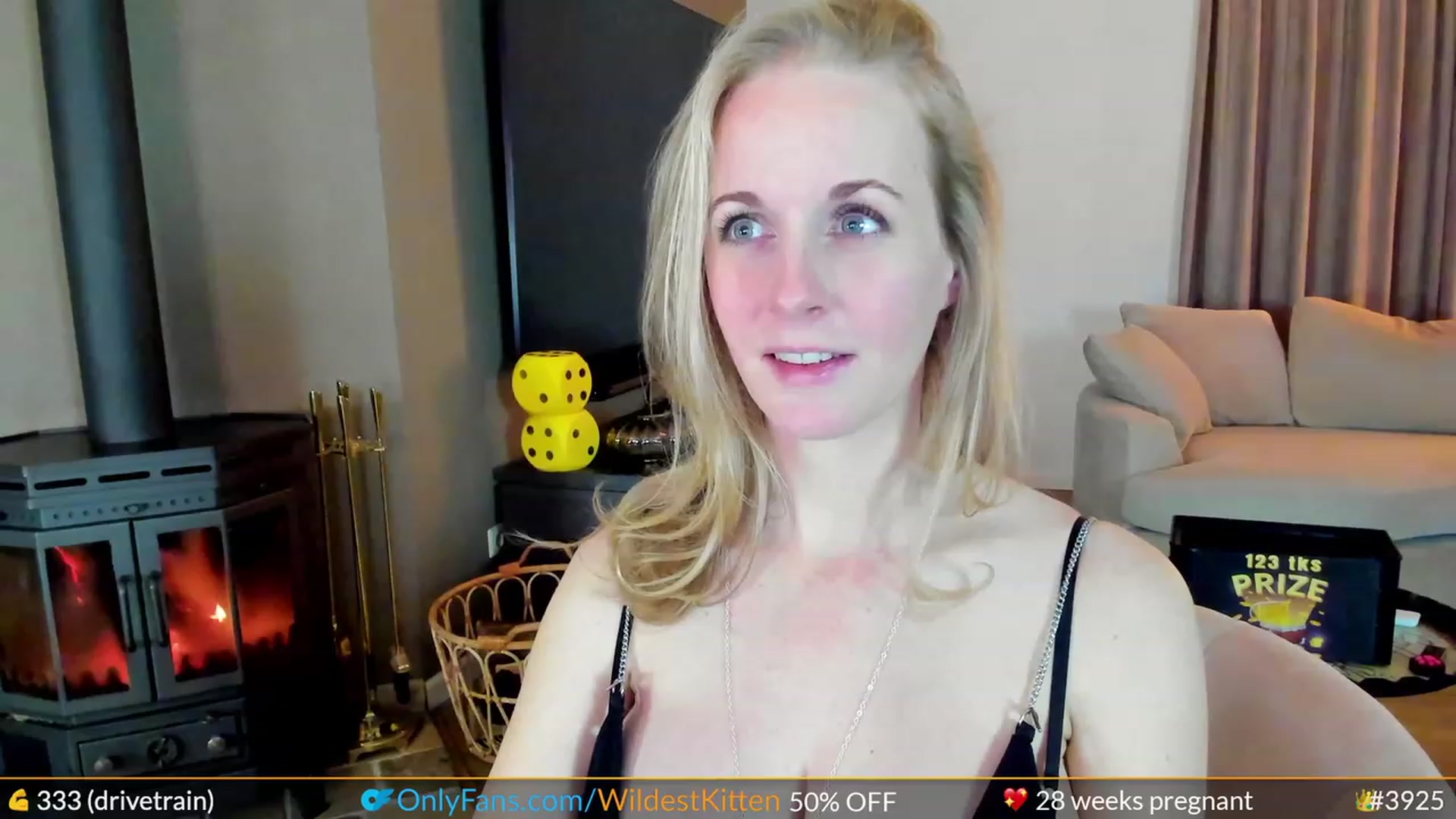 Gallery image thumbnail from WildestKitten's myfreecams stream on, 11/25/2023, 21:32 image 6 of 20