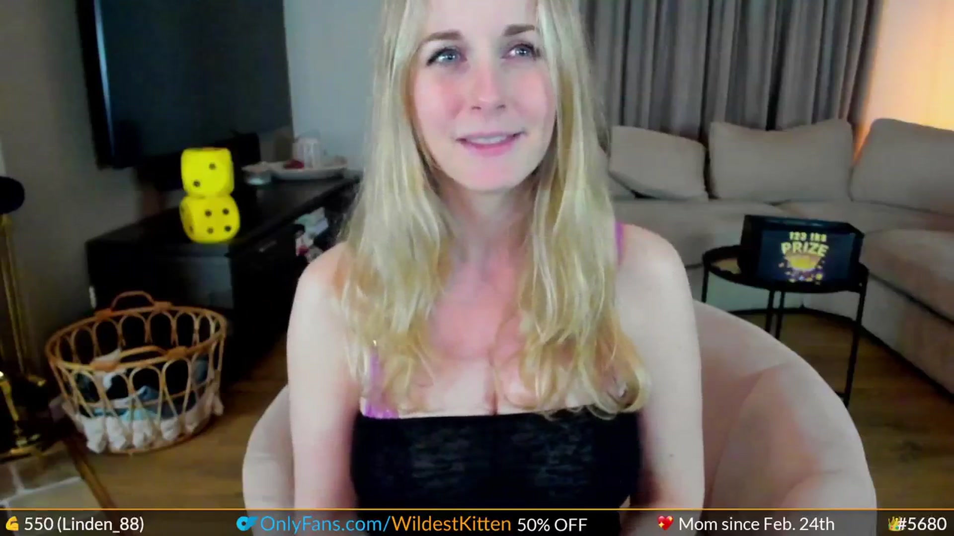 Gallery image thumbnail from WildestKitten's myfreecams stream on, 03/15/2024, 21:18 image 13 of 20