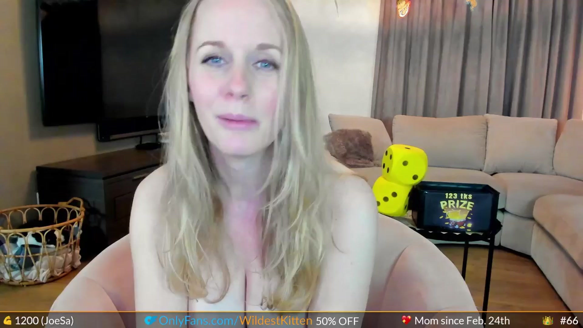 Gallery image thumbnail from WildestKitten's myfreecams stream on, 04/01/2024, 23:47 image 8 of 20