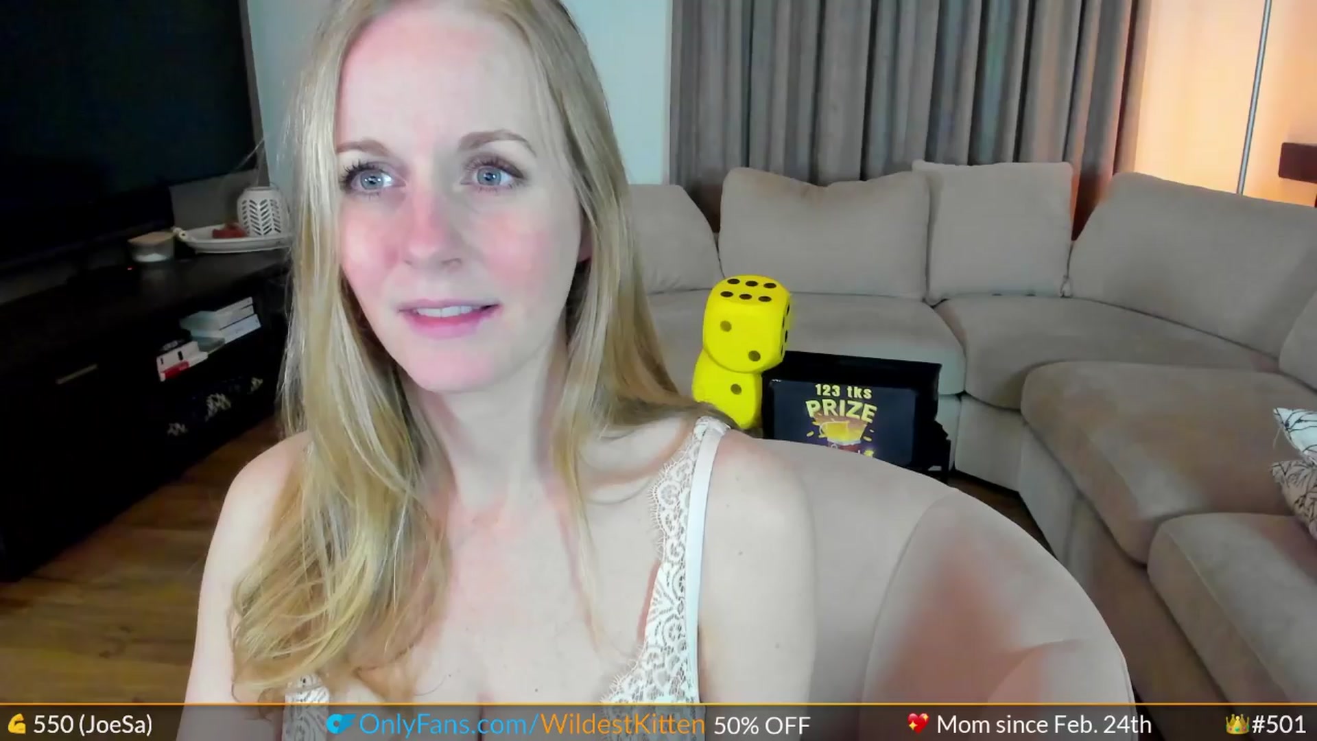 Gallery image thumbnail from WildestKitten's myfreecams stream on, 04/06/2024, 24:16 image 2 of 20