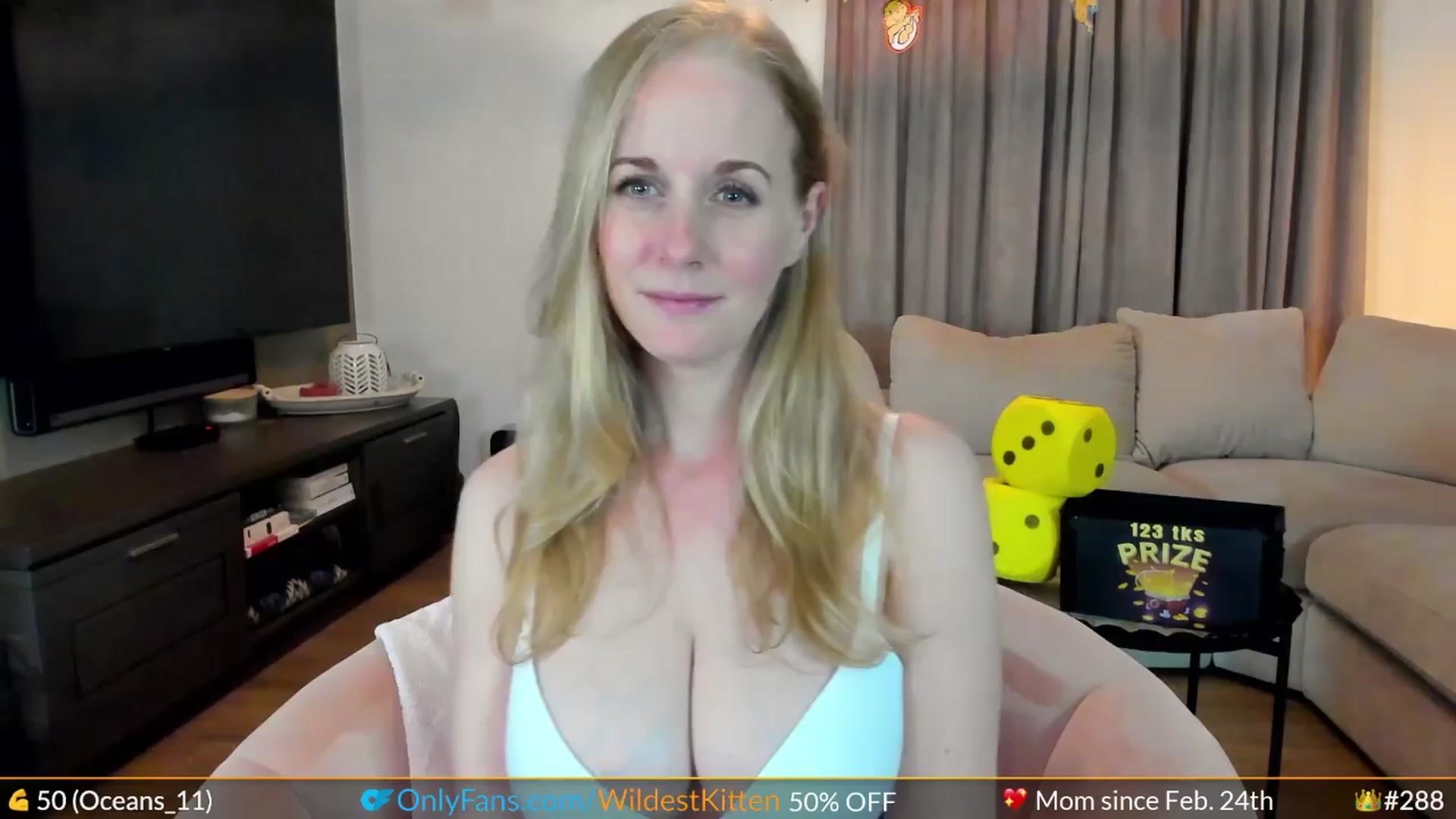 Gallery image thumbnail from WildestKitten's myfreecams stream on, 04/11/2024, 22:47 image 8 of 20