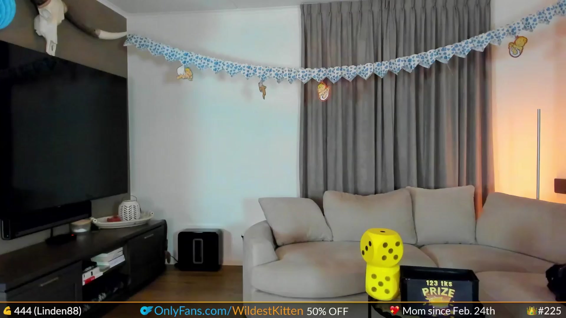 Gallery image thumbnail from WildestKitten's myfreecams stream on, 04/14/2024, 22:10 image 3 of 20