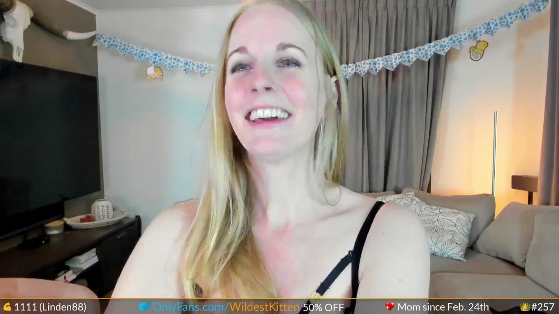 Gallery image thumbnail from WildestKitten's myfreecams stream on, 04/17/2024, 23:32 image 5 of 20