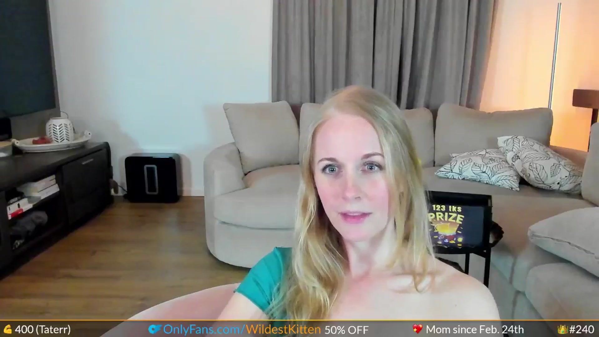 Gallery image thumbnail from WildestKitten's myfreecams stream on, 04/18/2024, 22:19 image 12 of 20