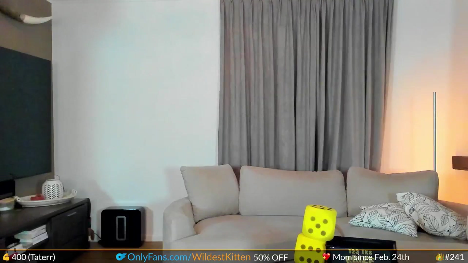 Gallery image thumbnail from WildestKitten's myfreecams stream on, 04/18/2024, 22:19 image 15 of 20