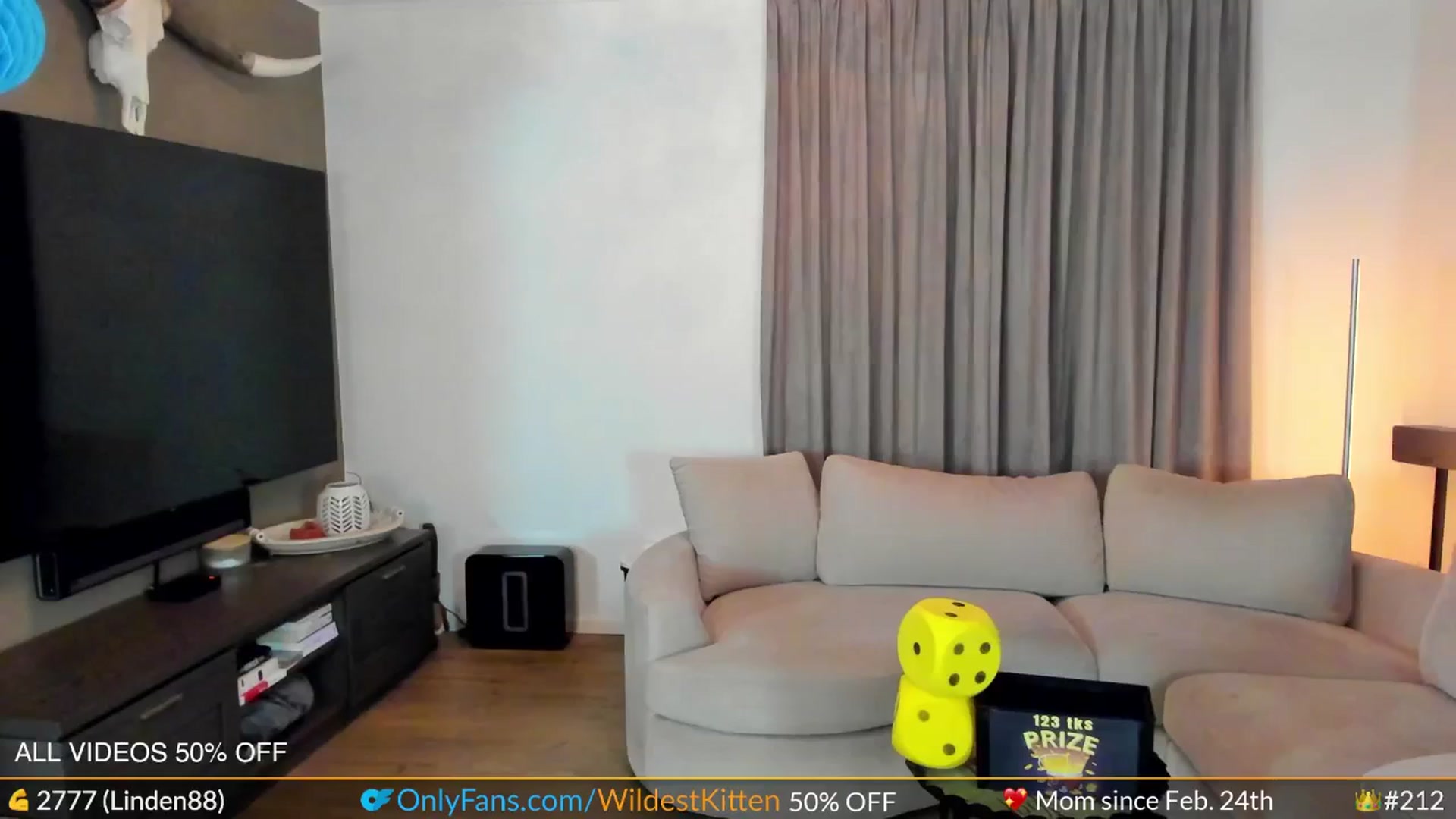 Gallery image thumbnail from WildestKitten's myfreecams stream on, 04/20/2024, 23:20 image 2 of 20
