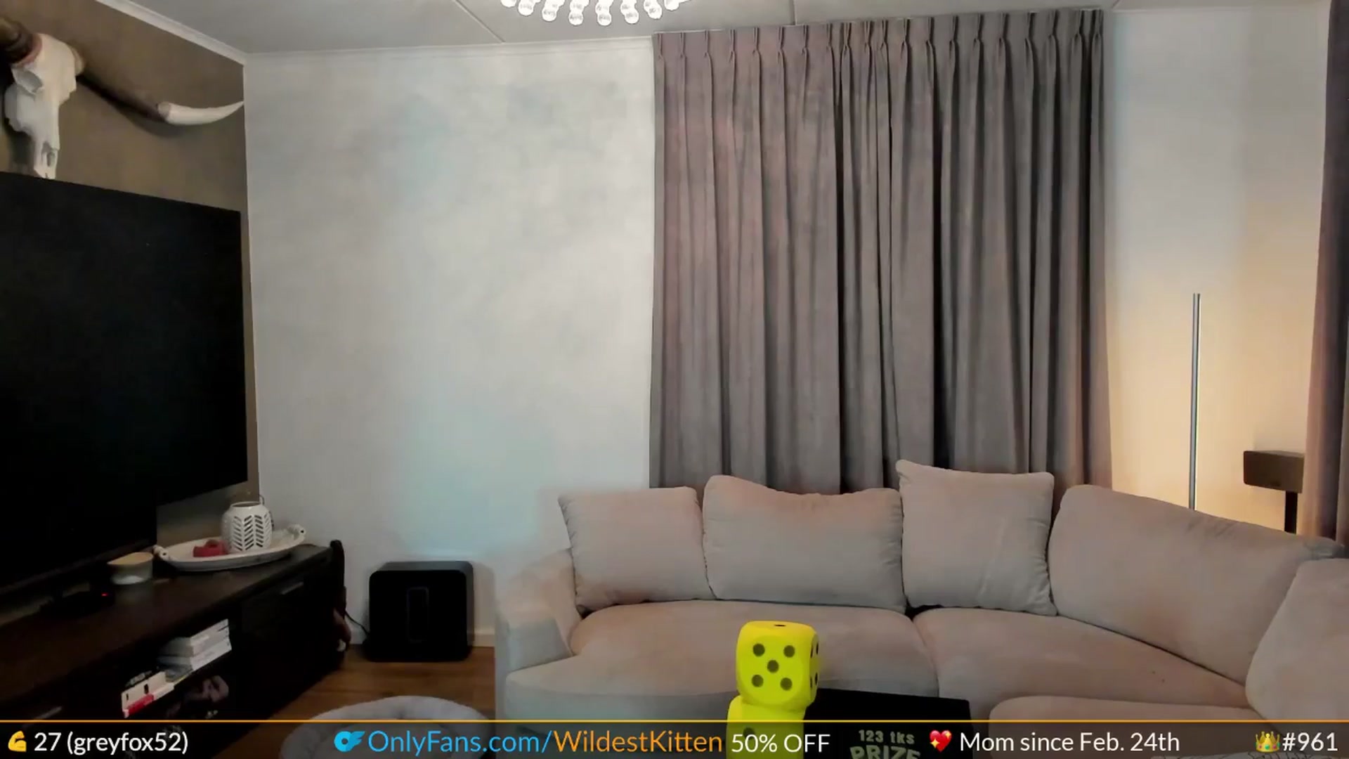 Gallery image thumbnail from WildestKitten's myfreecams stream on, 05/15/2024, 21:41 image 2 of 20