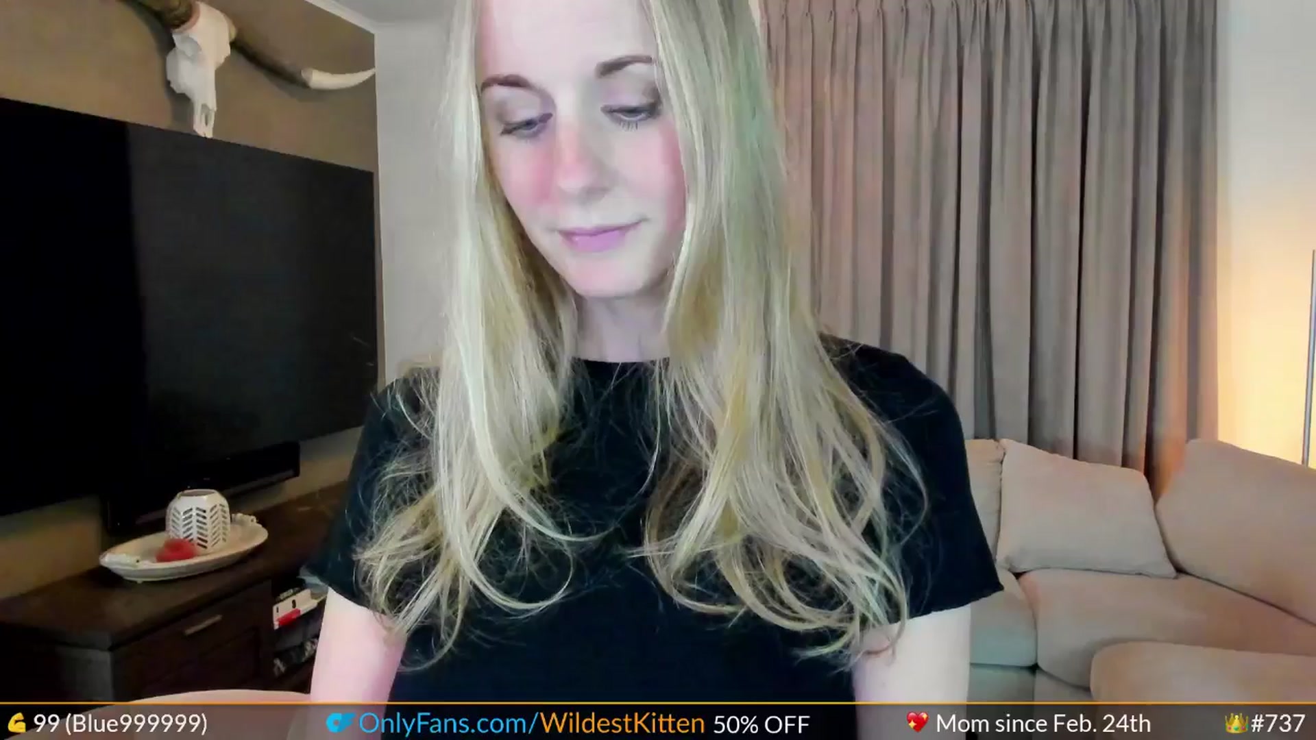 Gallery image thumbnail from WildestKitten's myfreecams stream on, 05/29/2024, 23:06 image 6 of 20