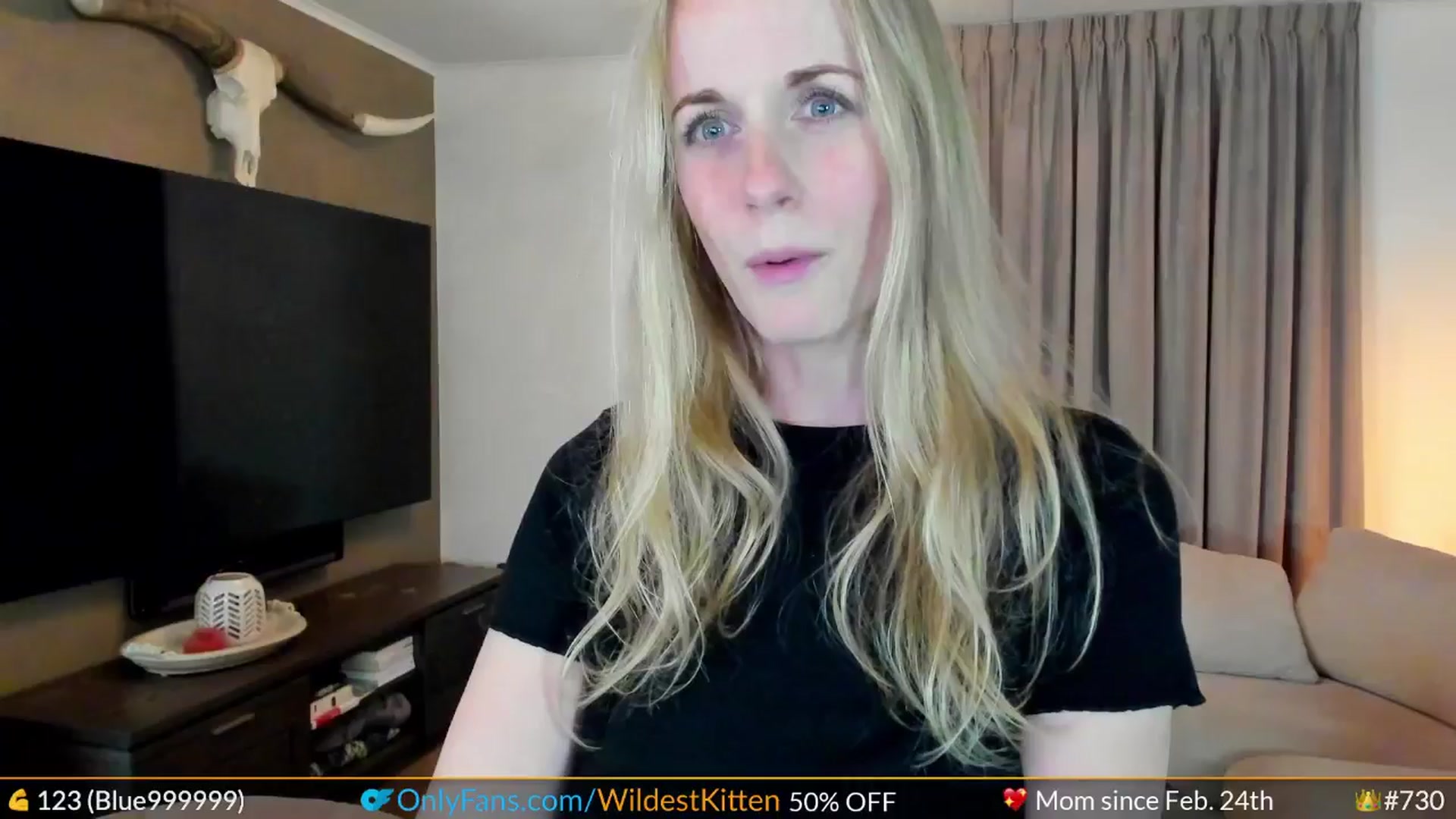 Gallery image thumbnail from WildestKitten's myfreecams stream on, 05/29/2024, 23:06 image 10 of 20