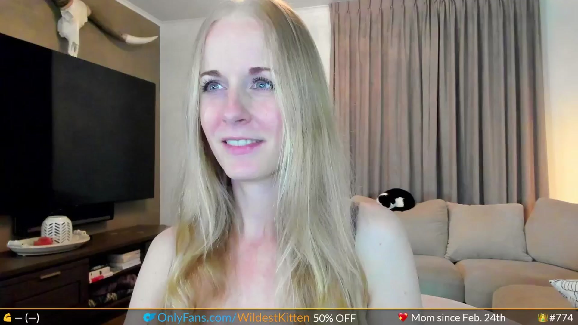 Gallery image thumbnail from WildestKitten's myfreecams stream on, 05/31/2024, 21:42 image 2 of 20