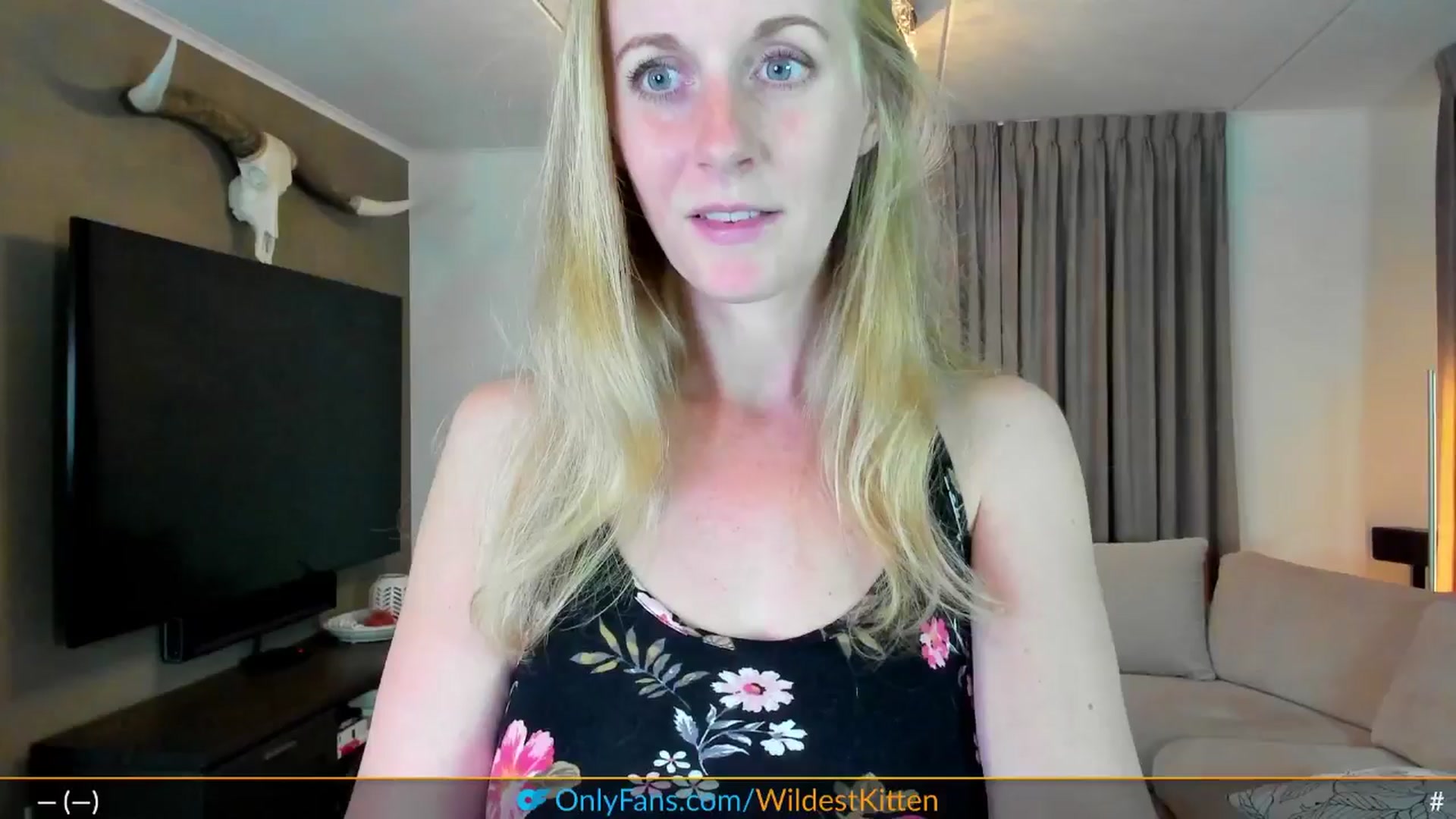 Gallery image thumbnail from WildestKitten's myfreecams stream on, 08/01/2024, 22:42 image 1 of 20