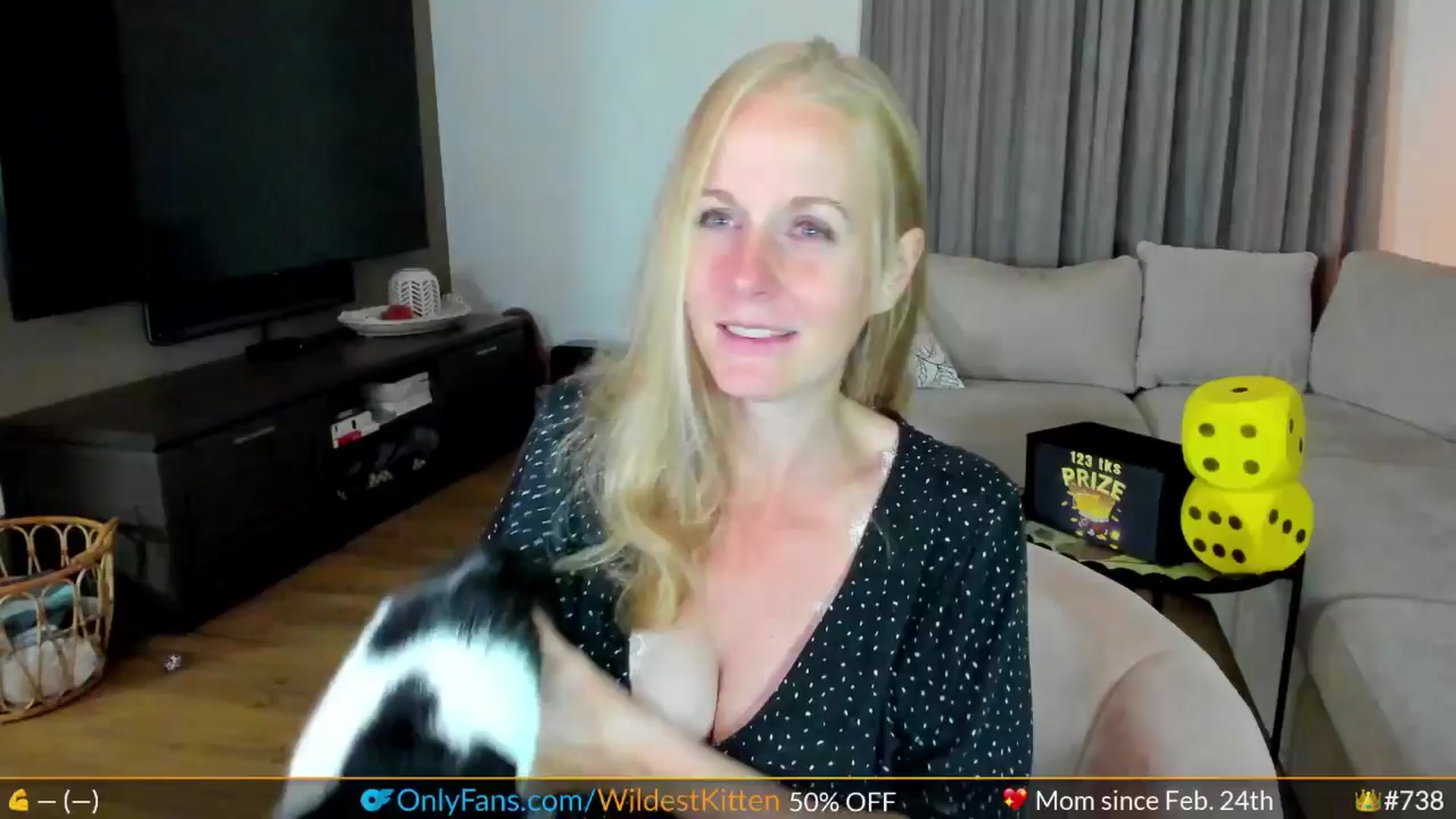 Gallery image thumbnail from WildestKitten's myfreecams stream on, 08/11/2024, 23:12 image 3 of 20