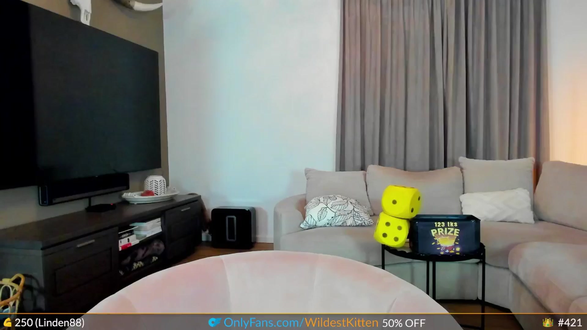 Gallery image thumbnail from WildestKitten's myfreecams stream on, 08/18/2024, 23:23 image 6 of 20