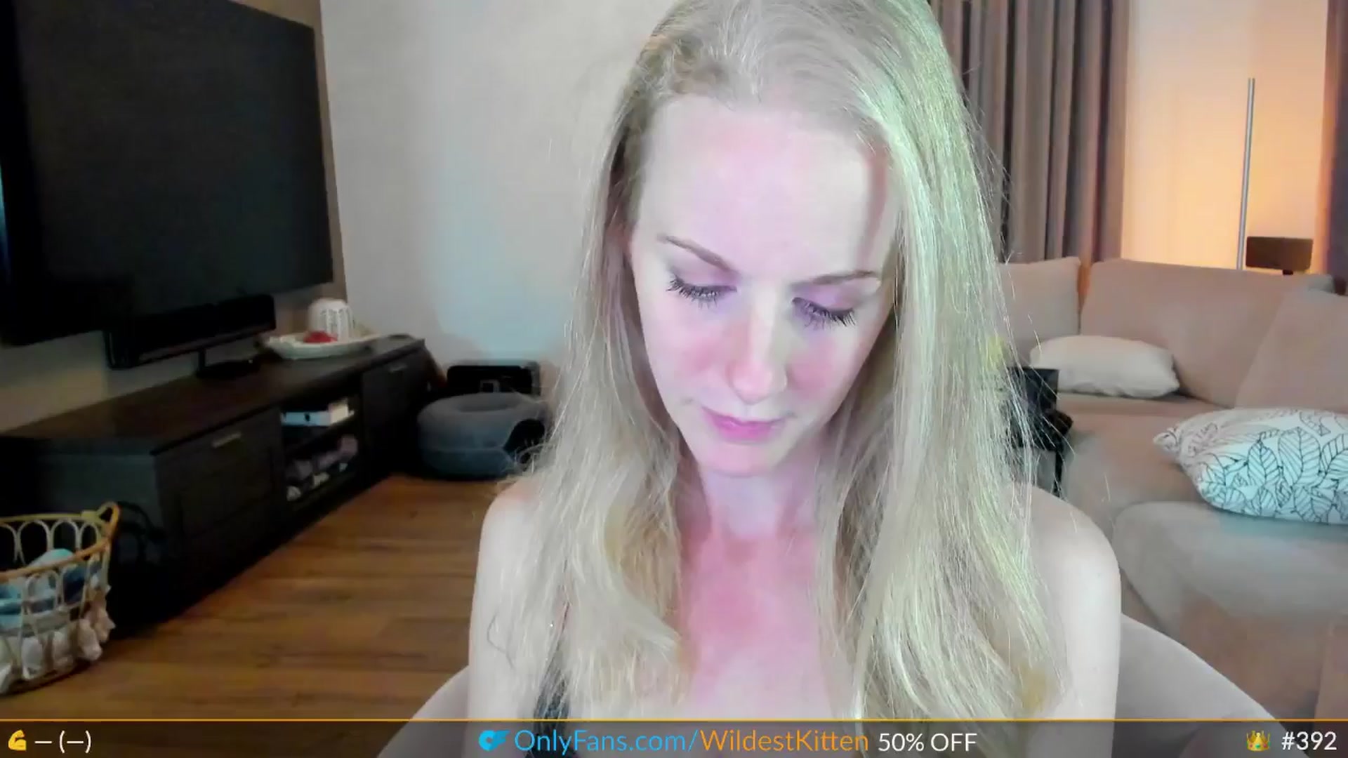 Gallery image thumbnail from WildestKitten's myfreecams stream on, 08/27/2024, 23:35 image 1 of 20