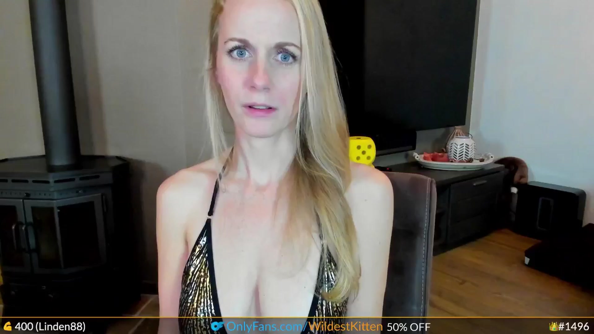 Gallery image thumbnail from WildestKitten's myfreecams stream on, 11/15/2024, 24:19 image 12 of 20