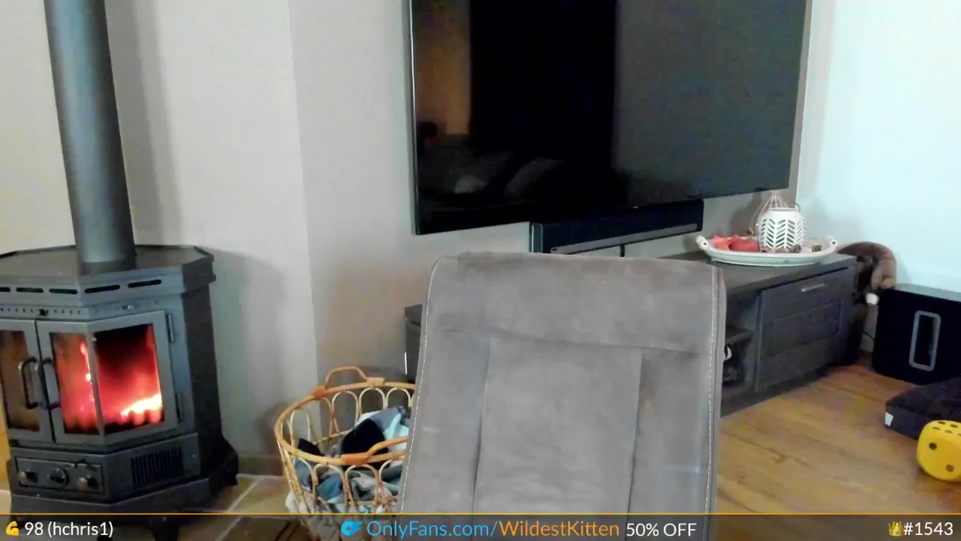 Gallery image thumbnail from WildestKitten's myfreecams stream on, 11/15/2024, 22:04 image 7 of 20