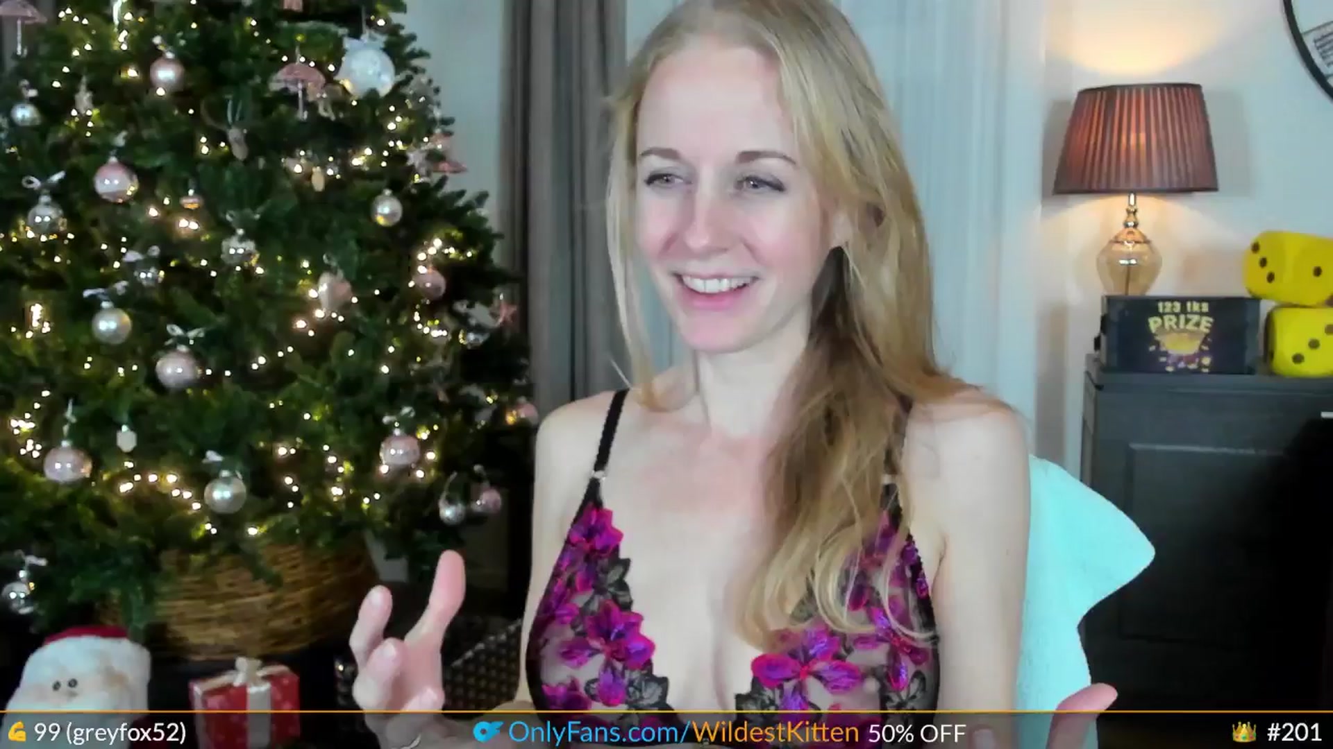 Gallery image thumbnail from WildestKitten's myfreecams stream on, 01/03/2025, 24:40 image 7 of 20