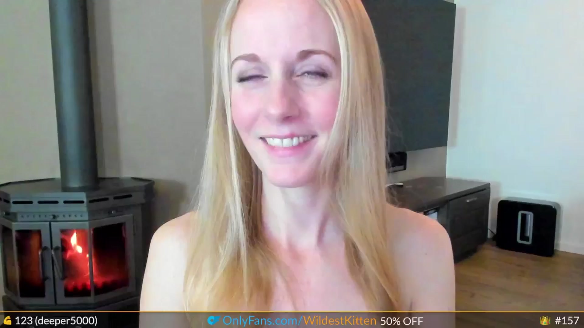 Gallery image thumbnail from WildestKitten's myfreecams stream on, 01/04/2025, 24:59 image 5 of 20