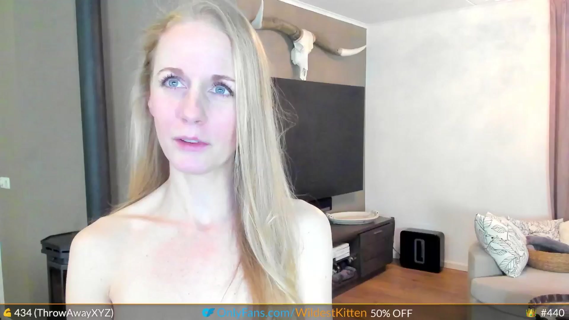 Gallery image thumbnail from WildestKitten's myfreecams stream on, 01/08/2025, 01:19 image 12 of 20