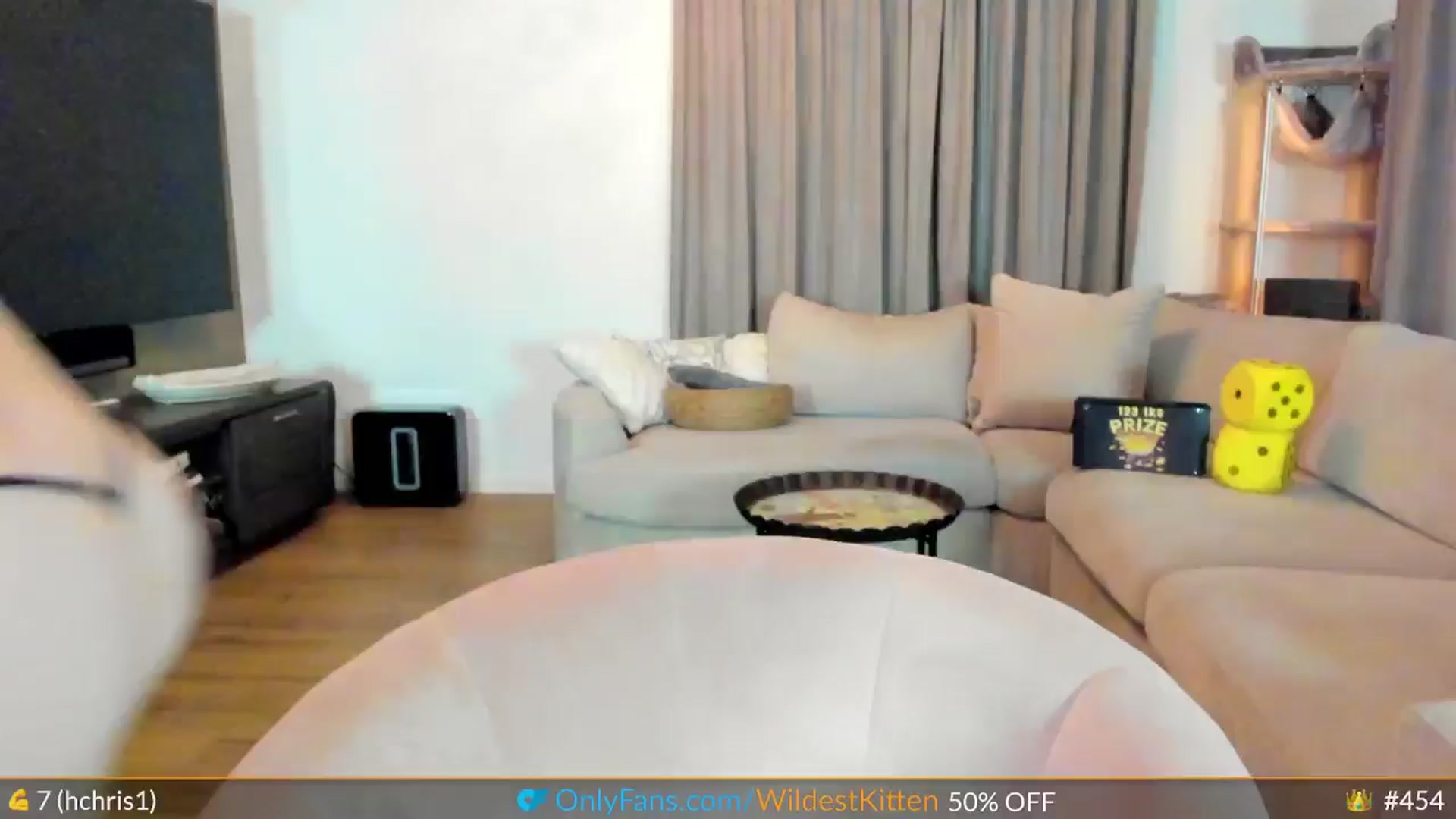 Gallery image thumbnail from WildestKitten's myfreecams stream on, 01/09/2025, 24:01 image 1 of 20