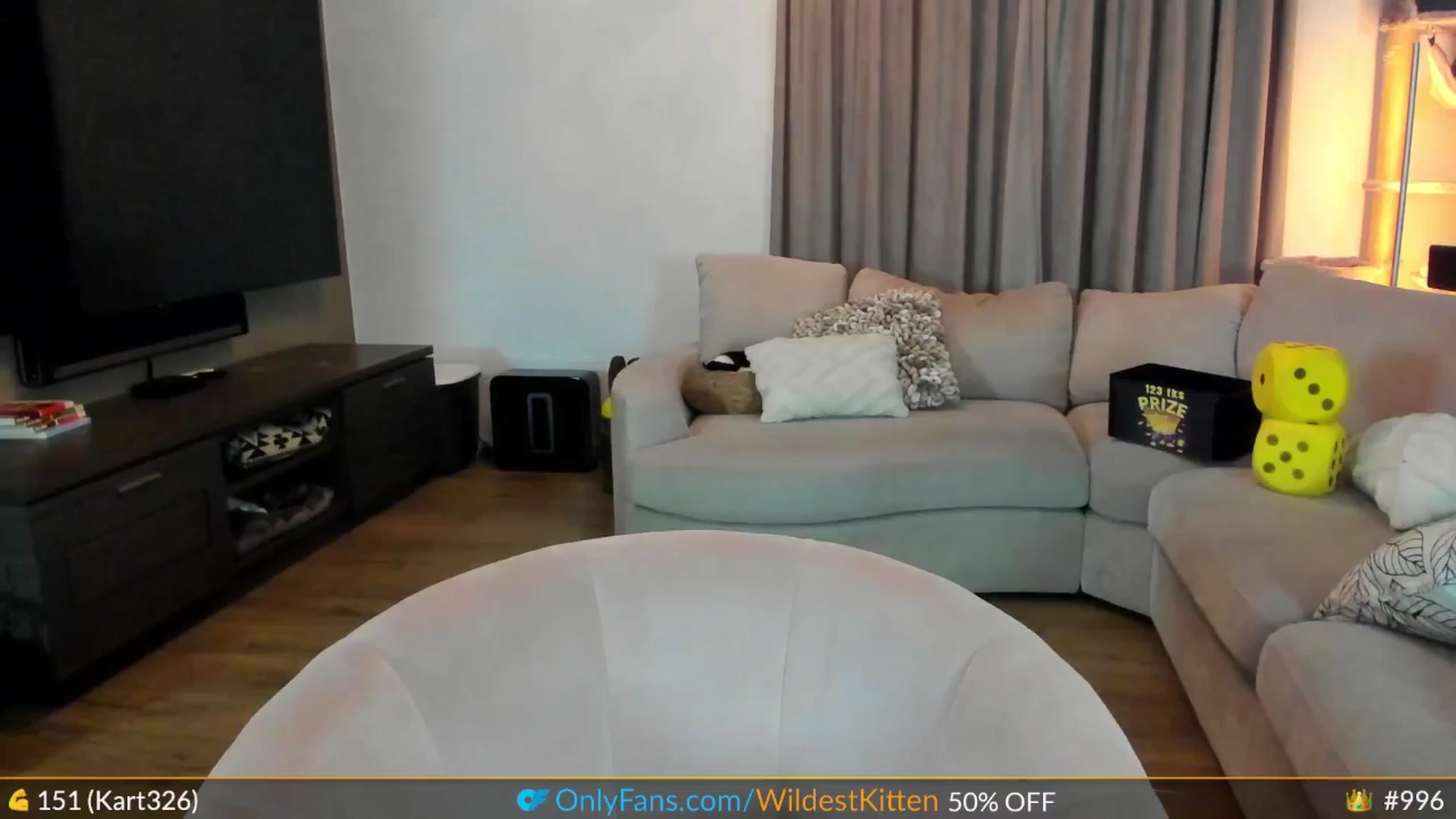 Gallery image thumbnail from WildestKitten's myfreecams stream on, 03/20/2025, 23:26 image 11 of 20