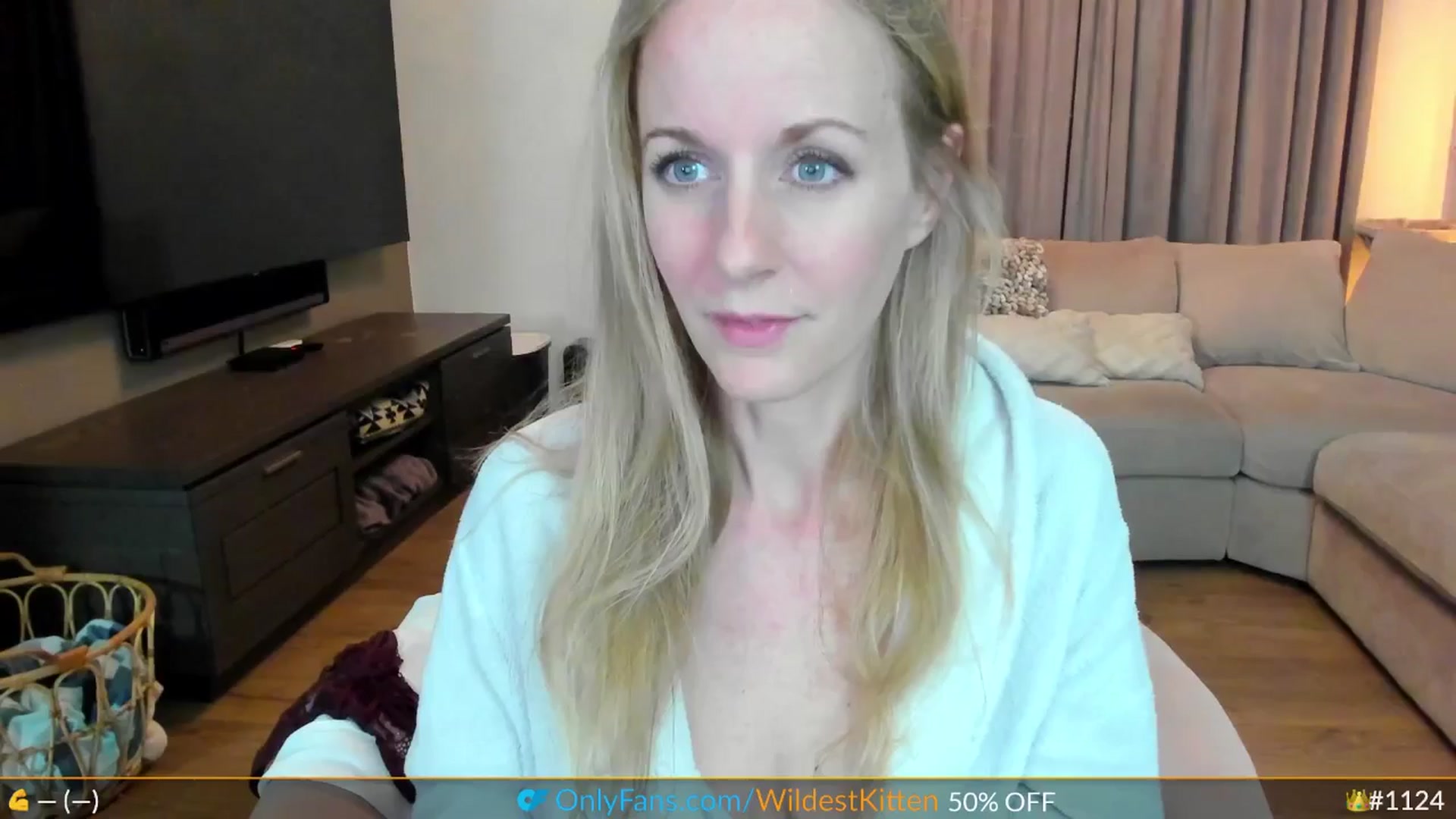 Gallery image thumbnail from WildestKitten's myfreecams stream on, 03/25/2025, 23:55 image 1 of 20