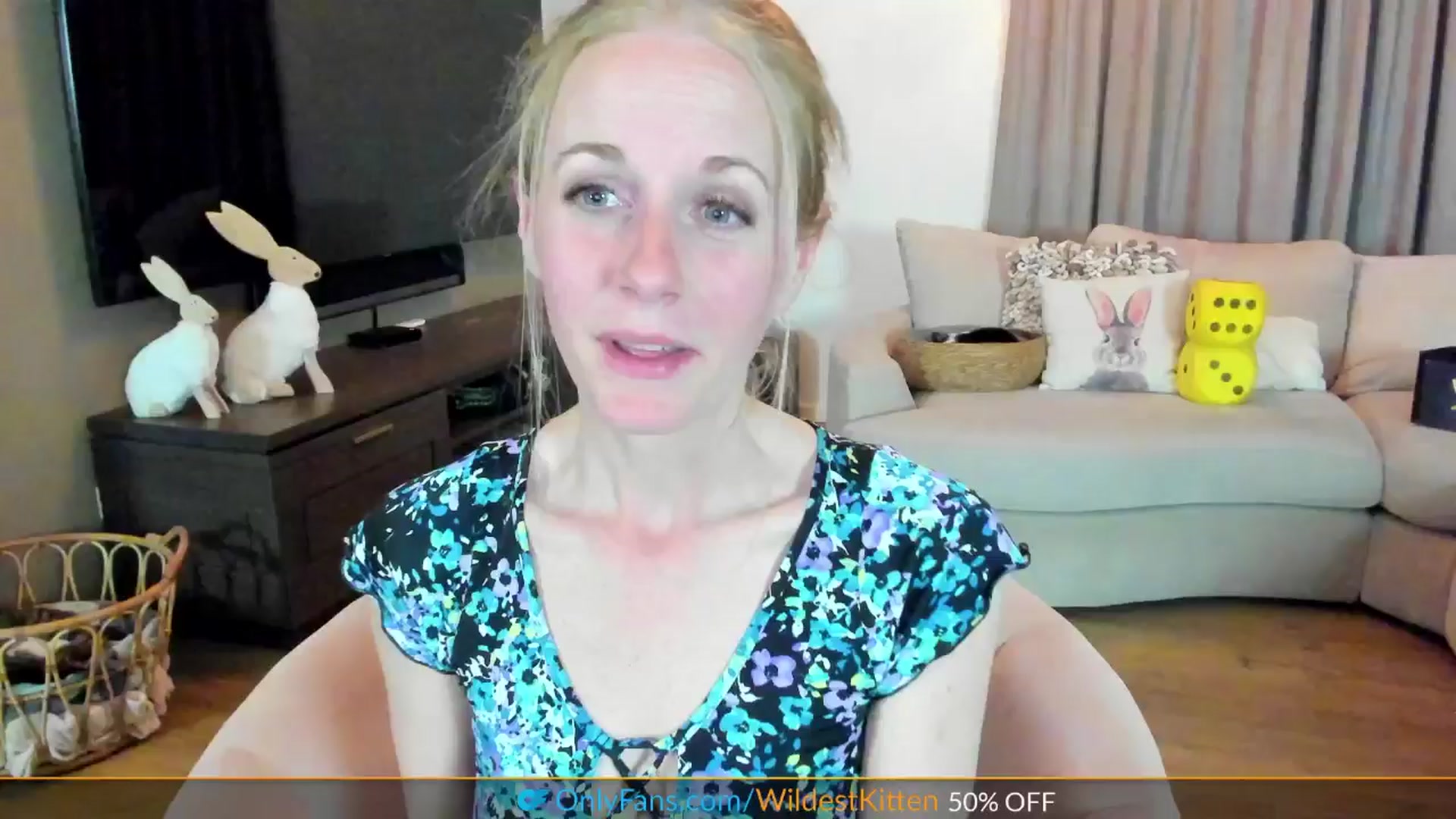 Gallery image thumbnail from WildestKitten's myfreecams stream on, 04/09/2025, 21:59 image 5 of 20