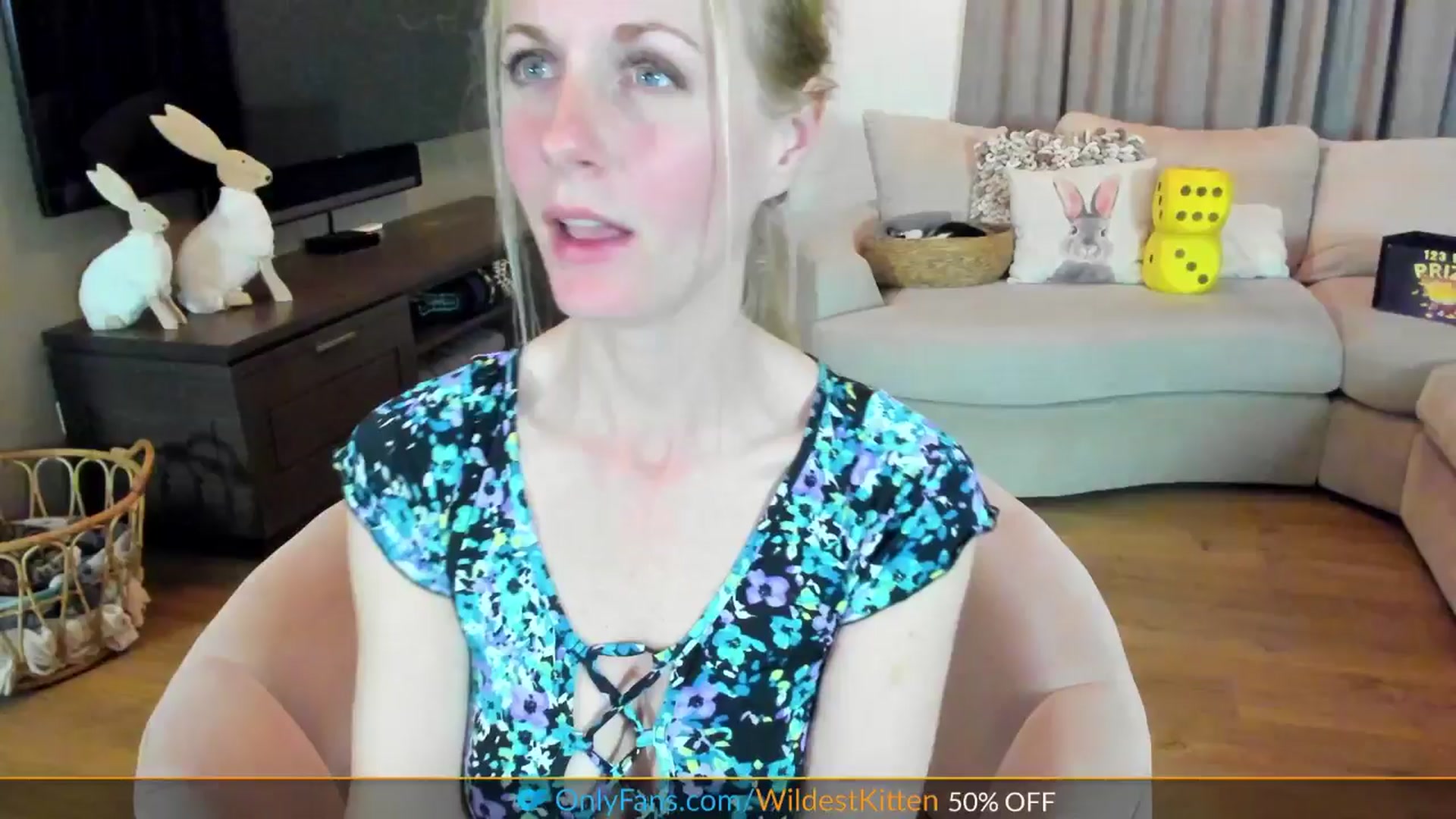 Gallery image thumbnail from WildestKitten's myfreecams stream on, 04/09/2025, 21:59 image 8 of 20