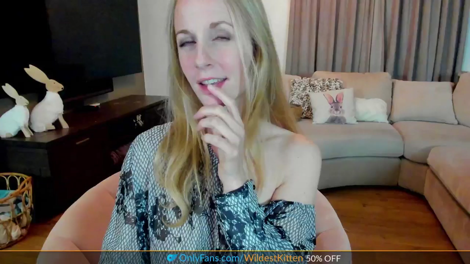 Gallery image thumbnail from WildestKitten's myfreecams stream on, 04/11/2025, 22:42 image 7 of 20