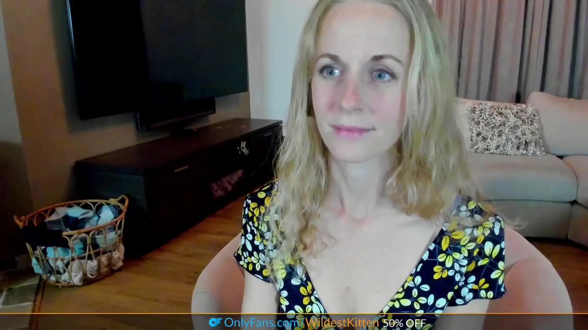 Gallery image thumbnail from WildestKitten's myfreecams stream on, 04/17/2025, 21:48 image 20 of 20