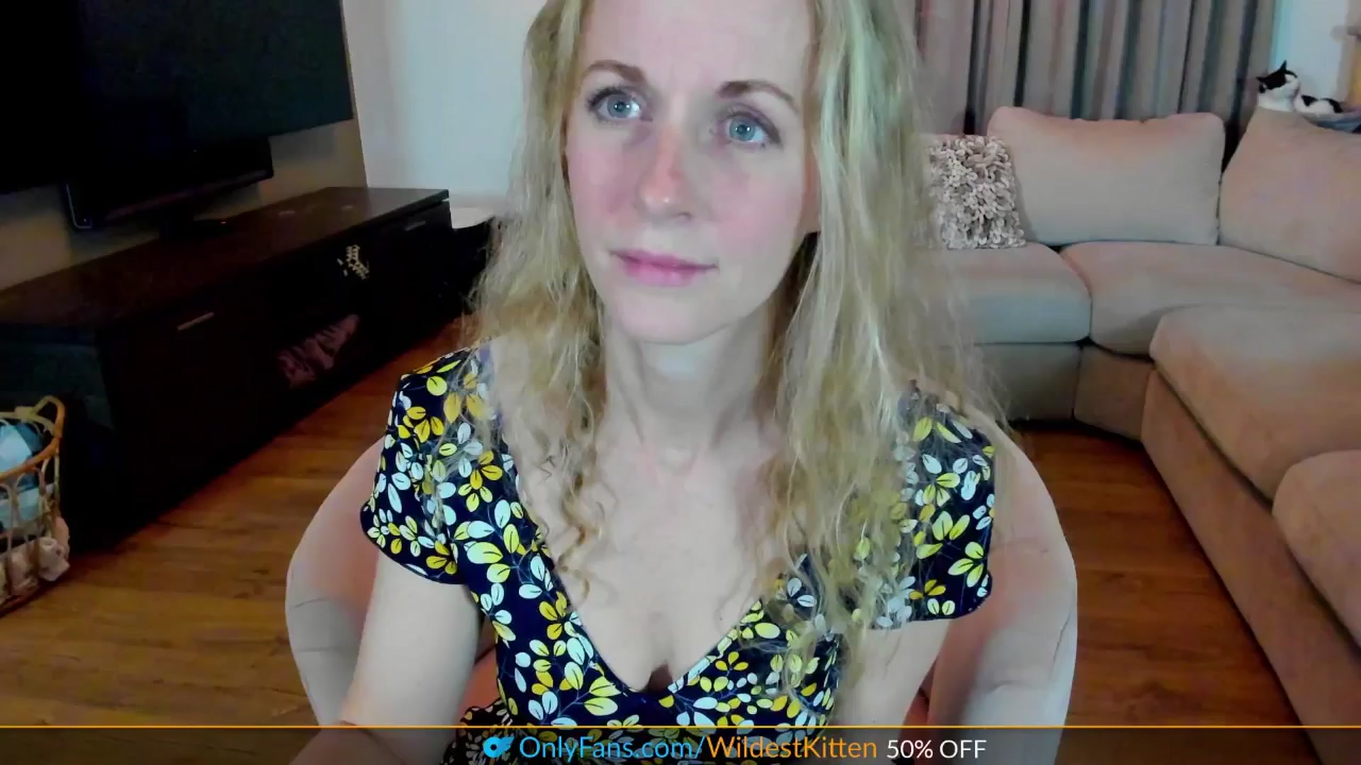 Gallery image thumbnail from WildestKitten's myfreecams stream on, 04/17/2025, 21:48 image 4 of 20
