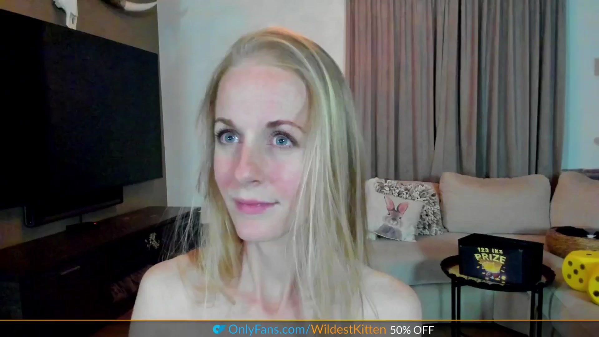 Gallery image thumbnail from WildestKitten's myfreecams stream on, 04/19/2025, 21:54 image 4 of 20